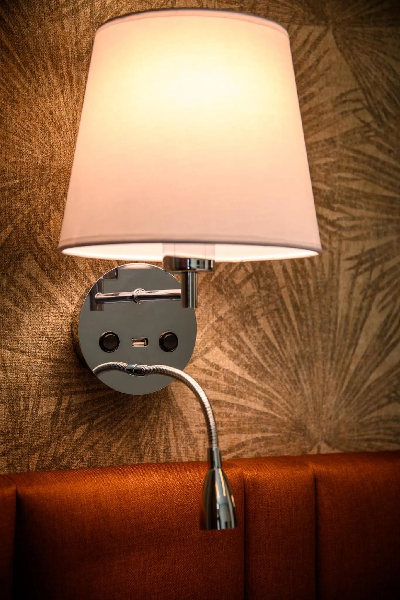 hair dresser in BH Appart Hotel