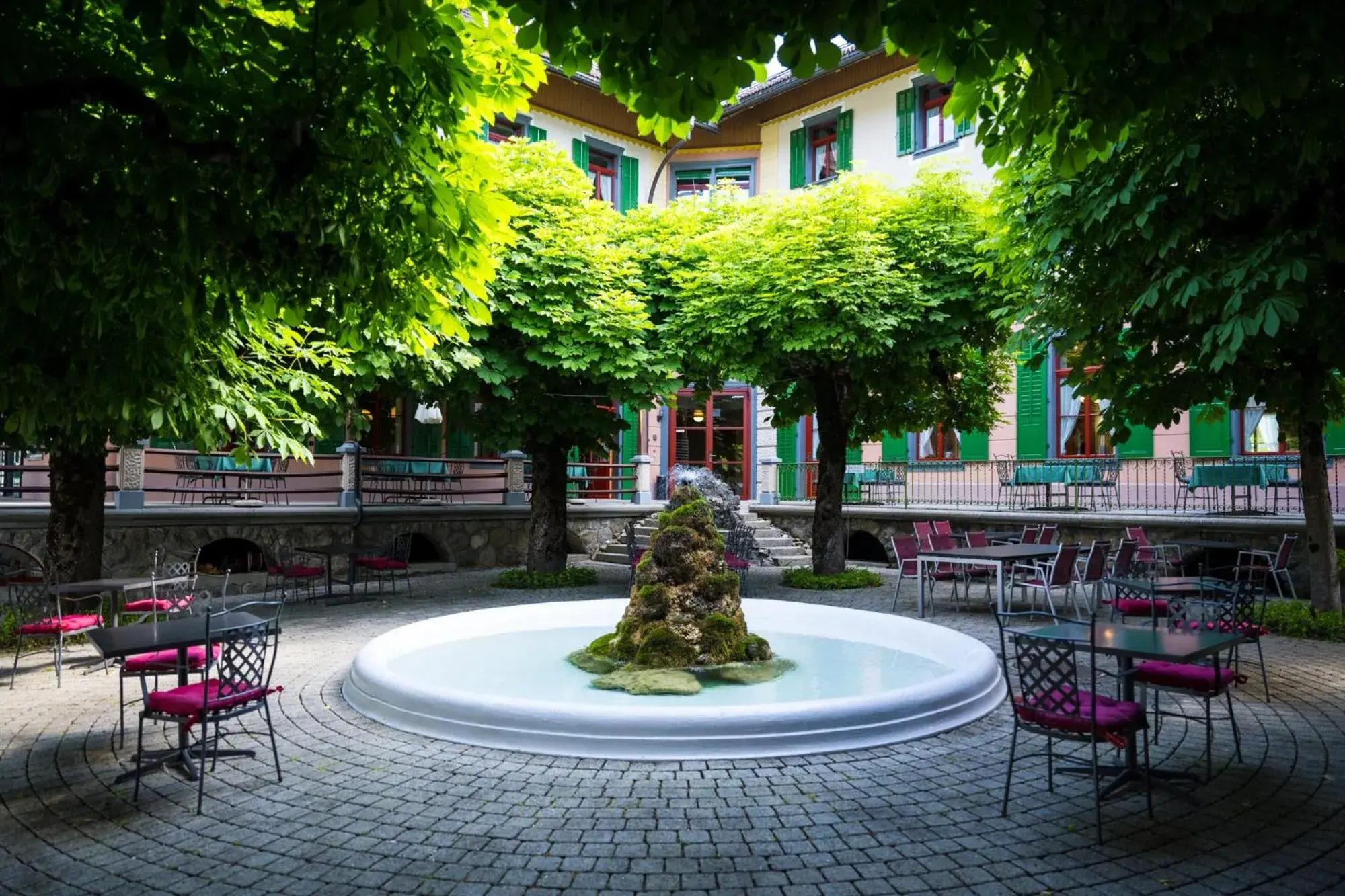 Restaurant/places to eat in FLÜHLI Hotel Kurhaus Restaurant/places to eat in FLÜHLI Hotel Kurhaus