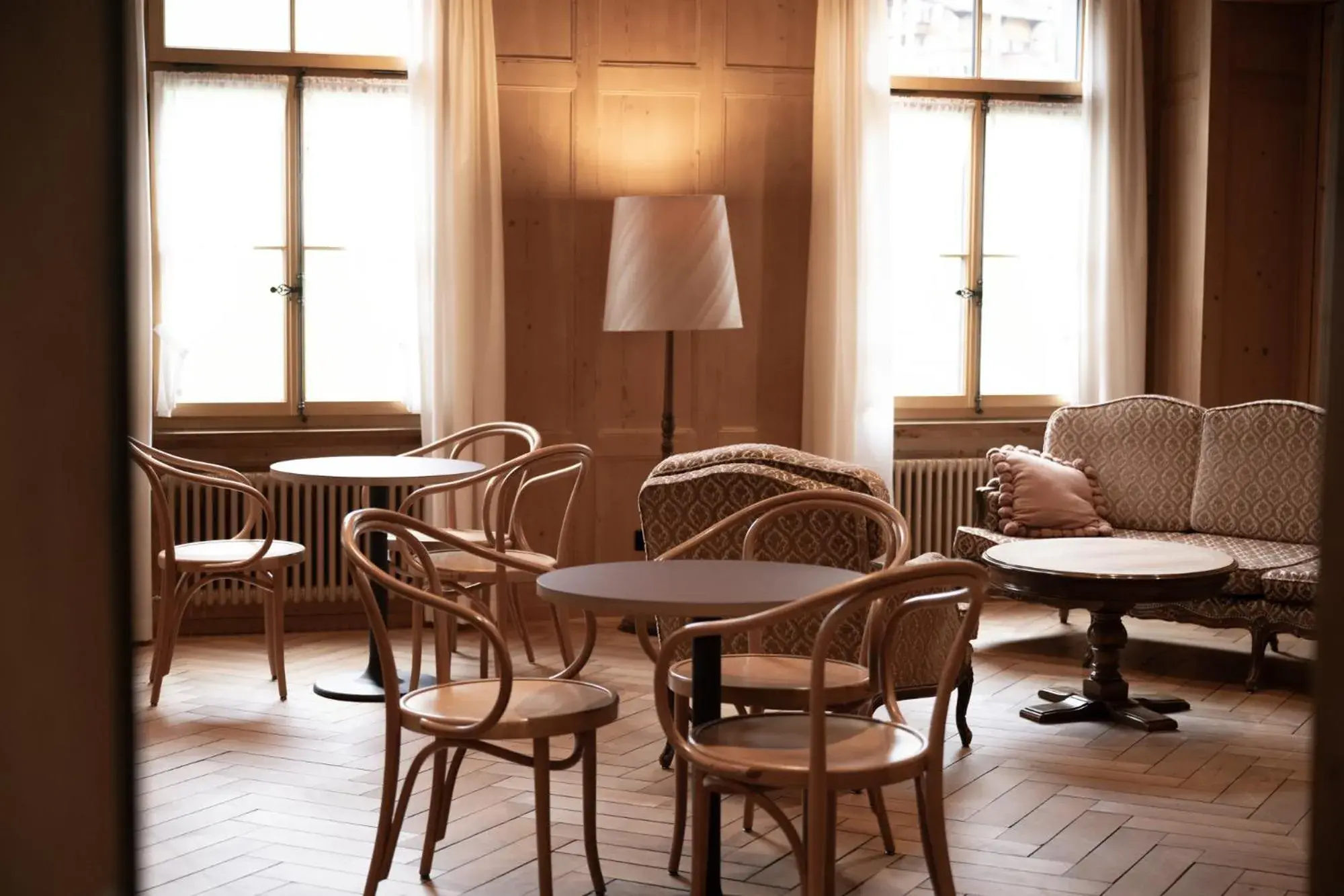 Lobby or reception in FLÜHLI Hotel Kurhaus Lobby or reception in FLÜHLI Hotel Kurhaus