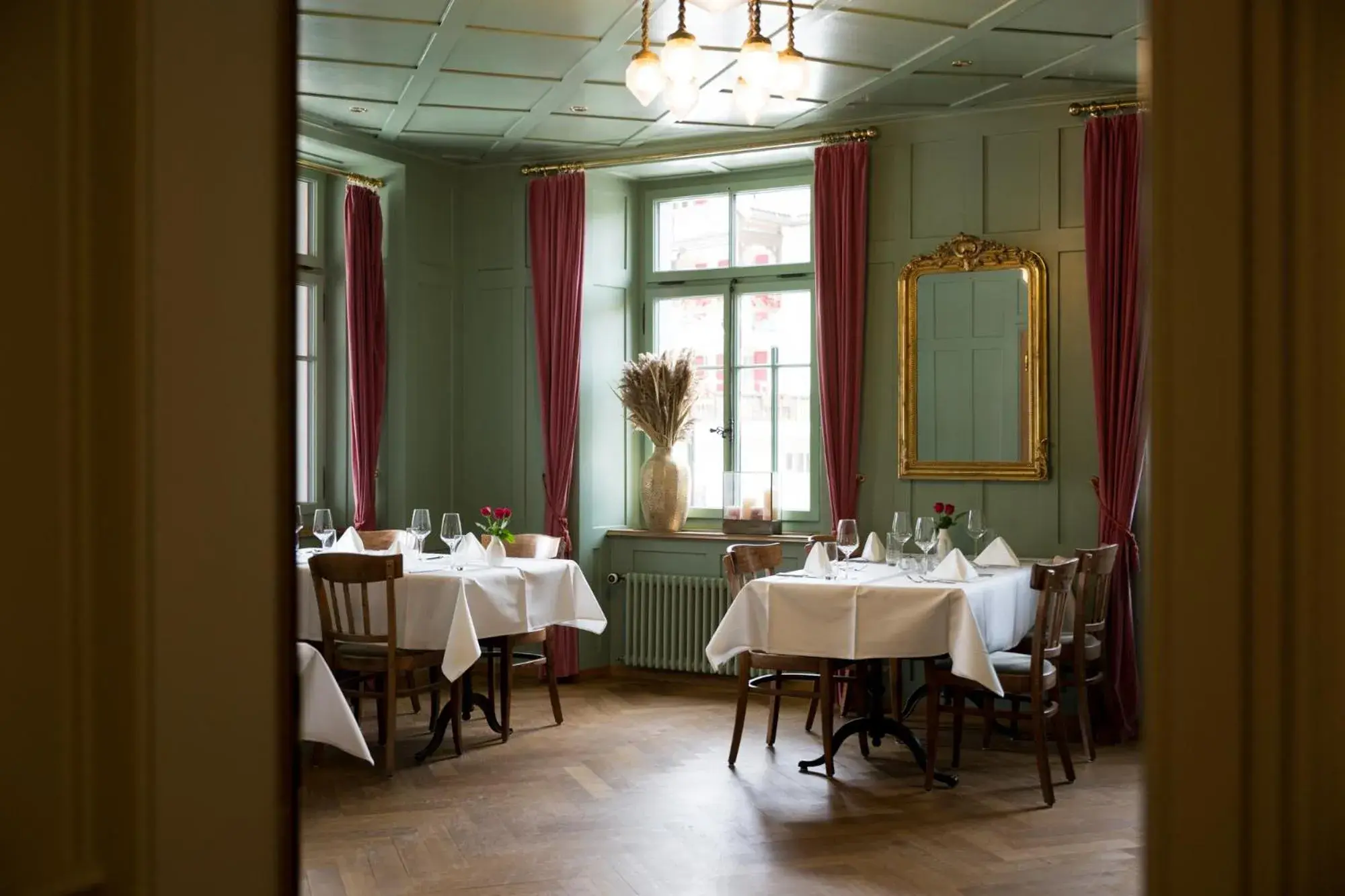 Restaurant/places to eat in FLÜHLI Hotel Kurhaus Restaurant/places to eat in FLÜHLI Hotel Kurhaus