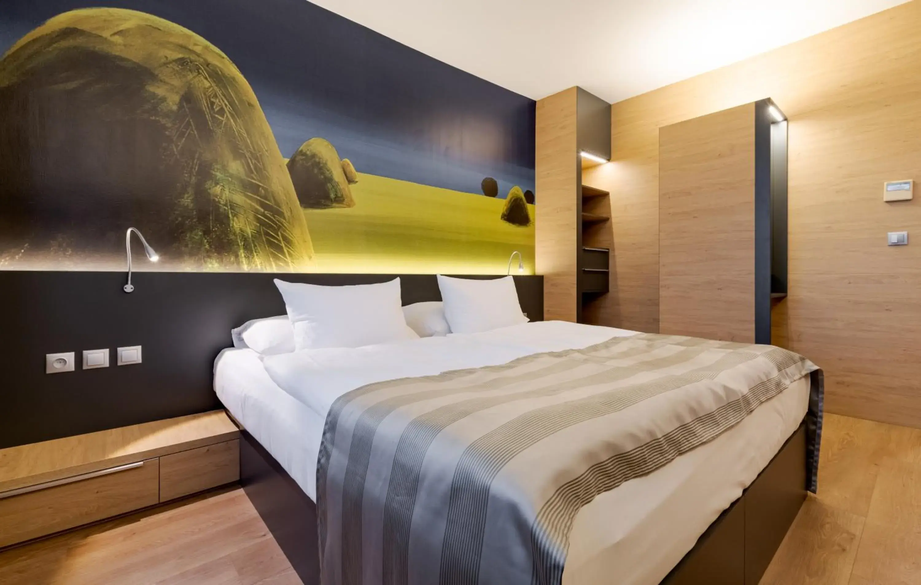 Bed in Expo Hotel