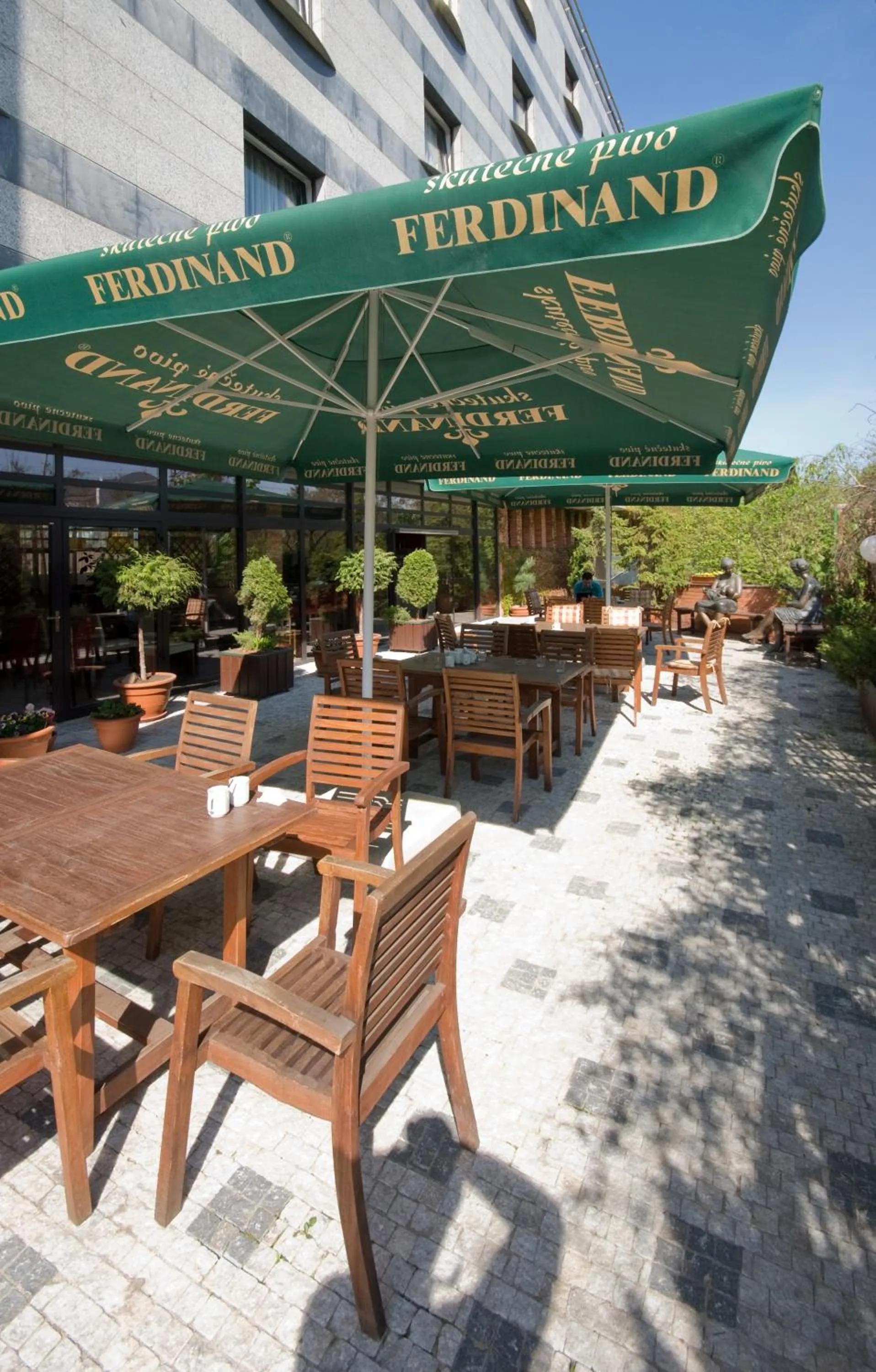 Garden in Expo Hotel