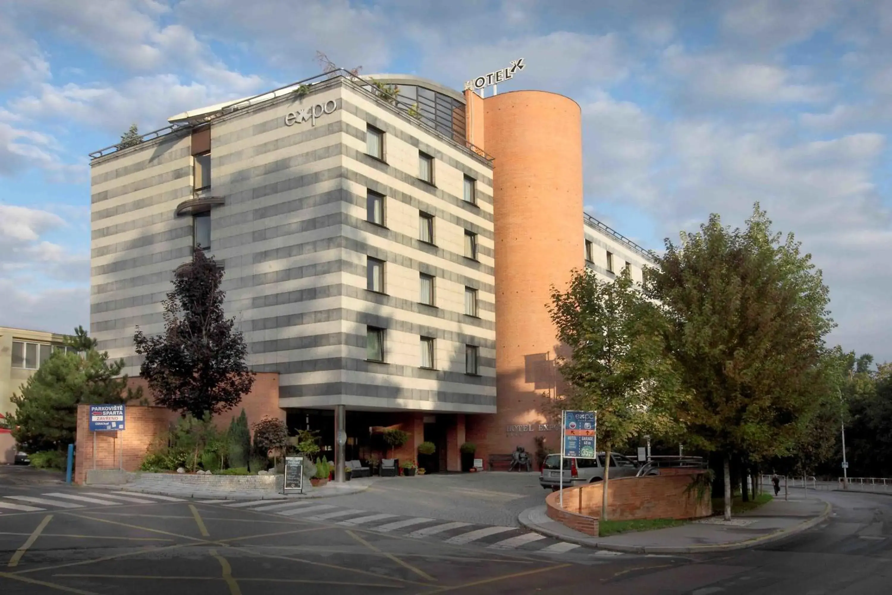 Facade/entrance, Property Building in Expo Hotel