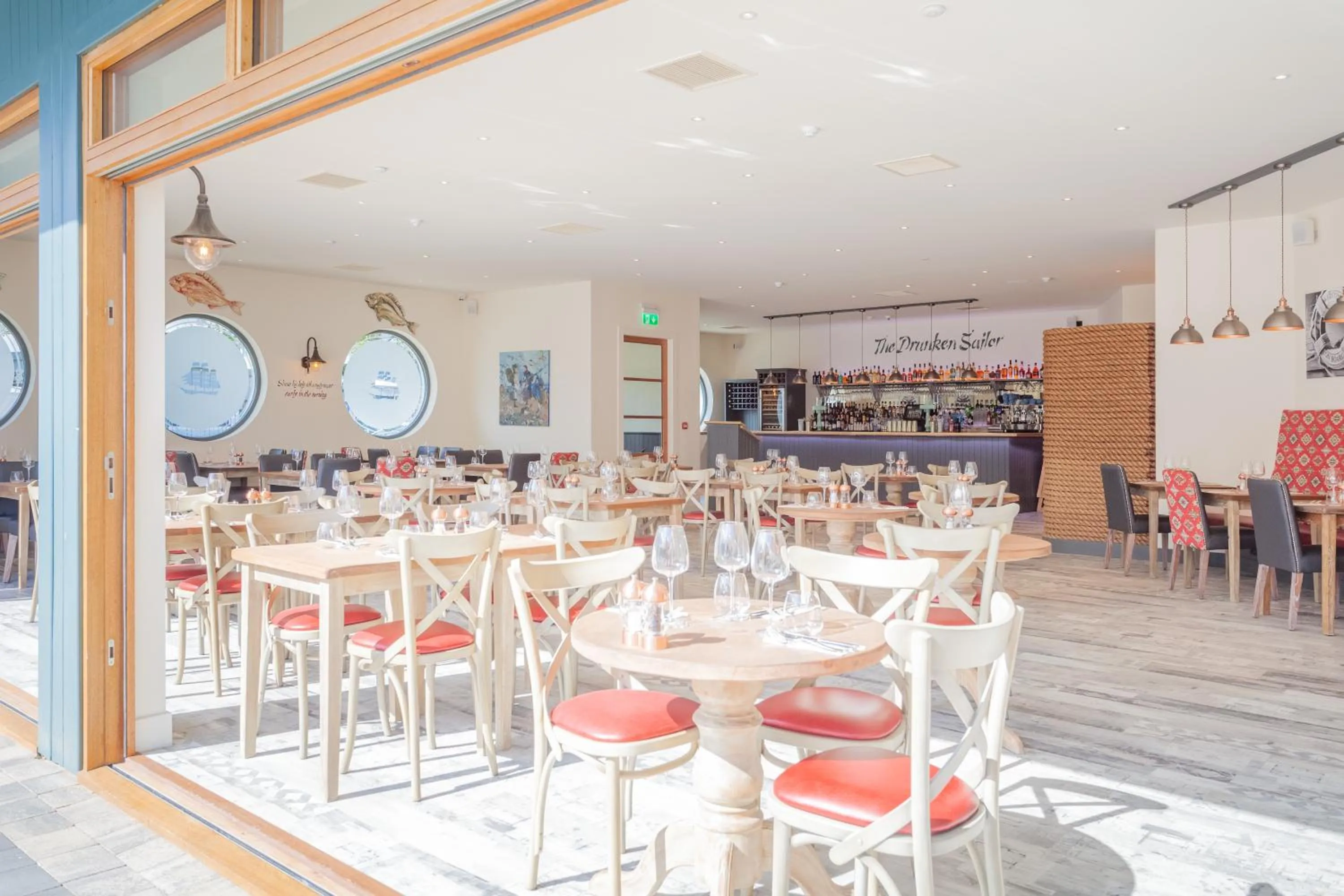 Restaurant/places to eat in The Ship Inn