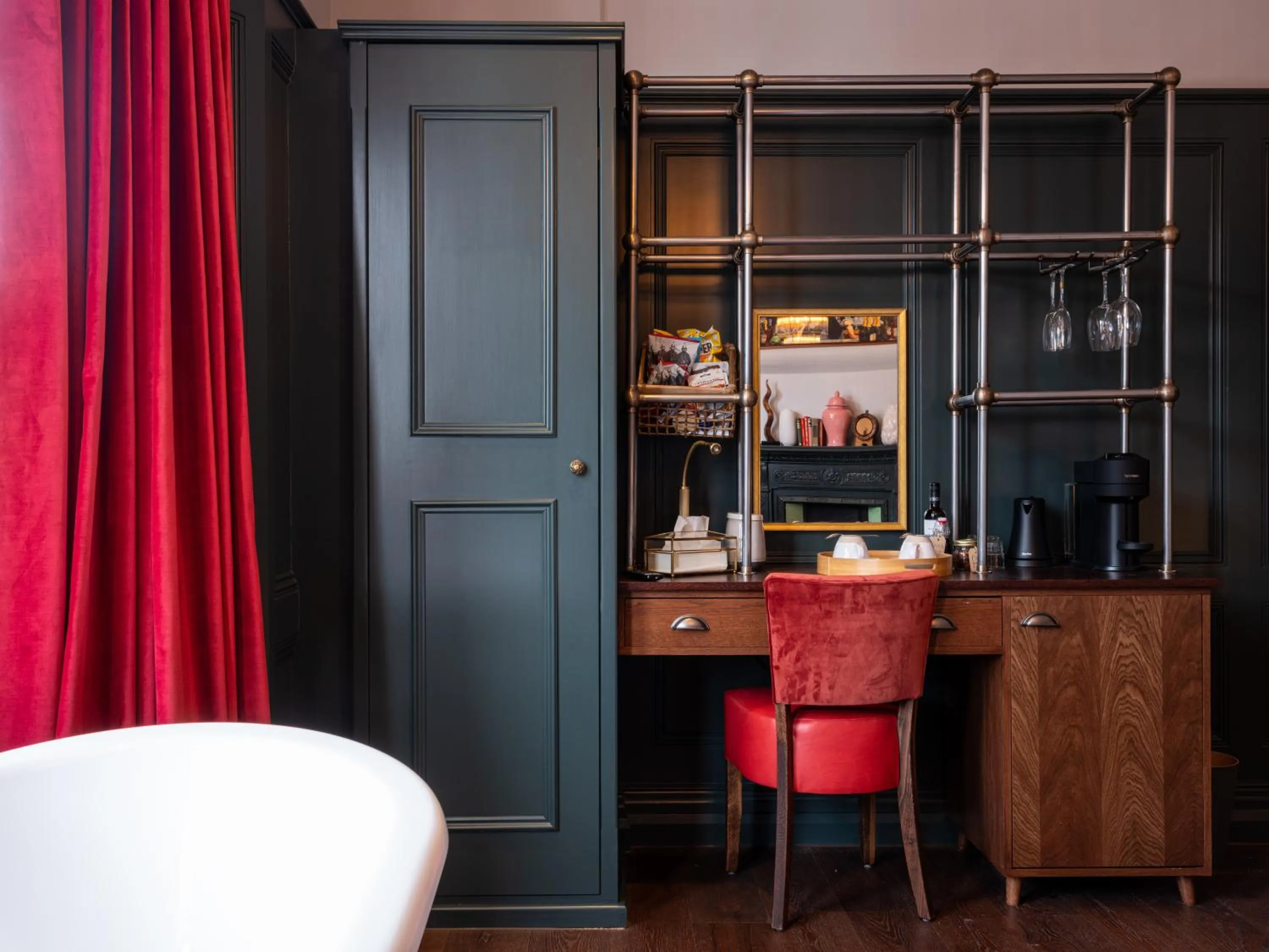 Bedroom in Spread Eagle