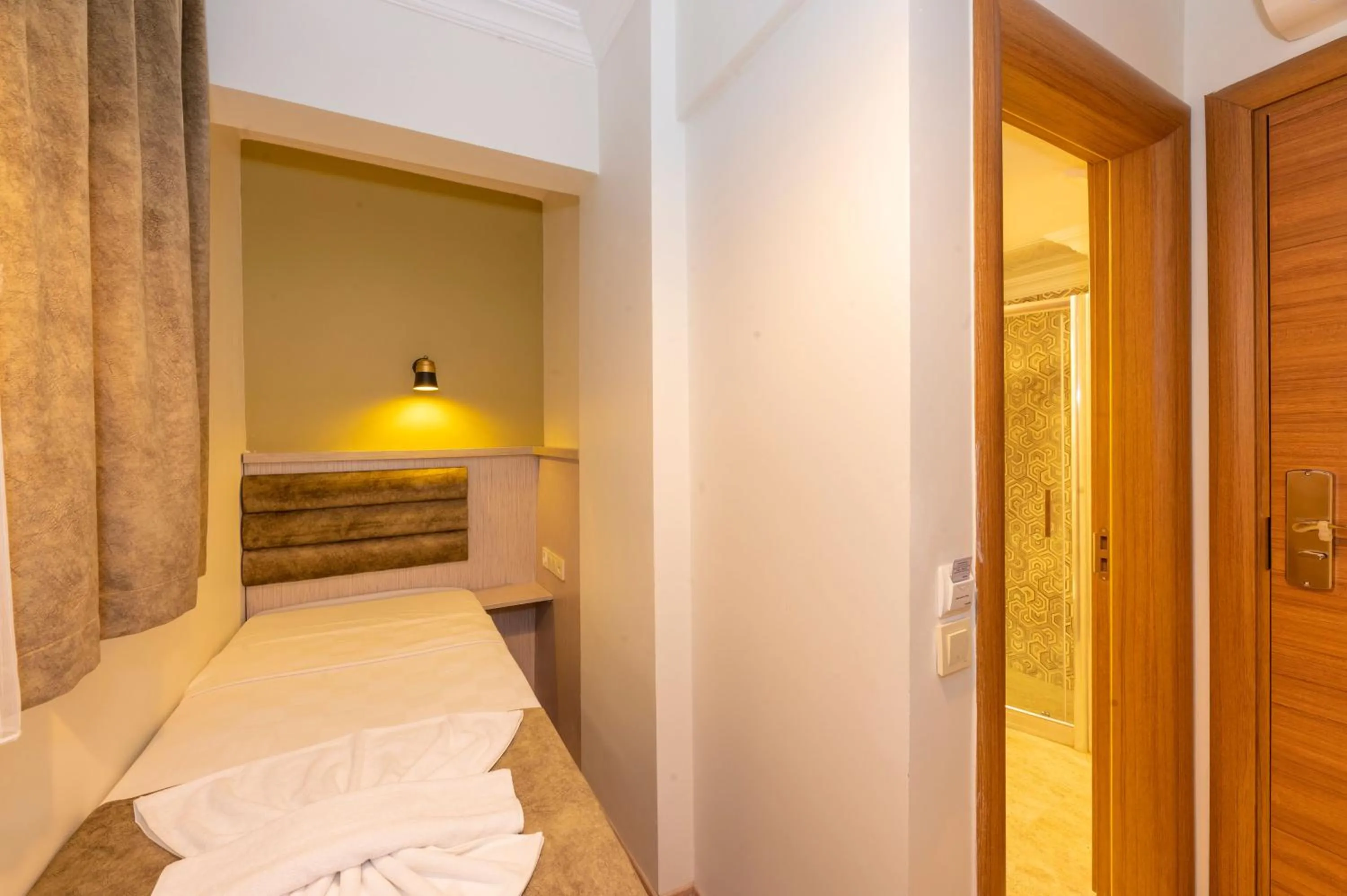 Photo of the whole room, Bed in Bazaar Hotels Old City