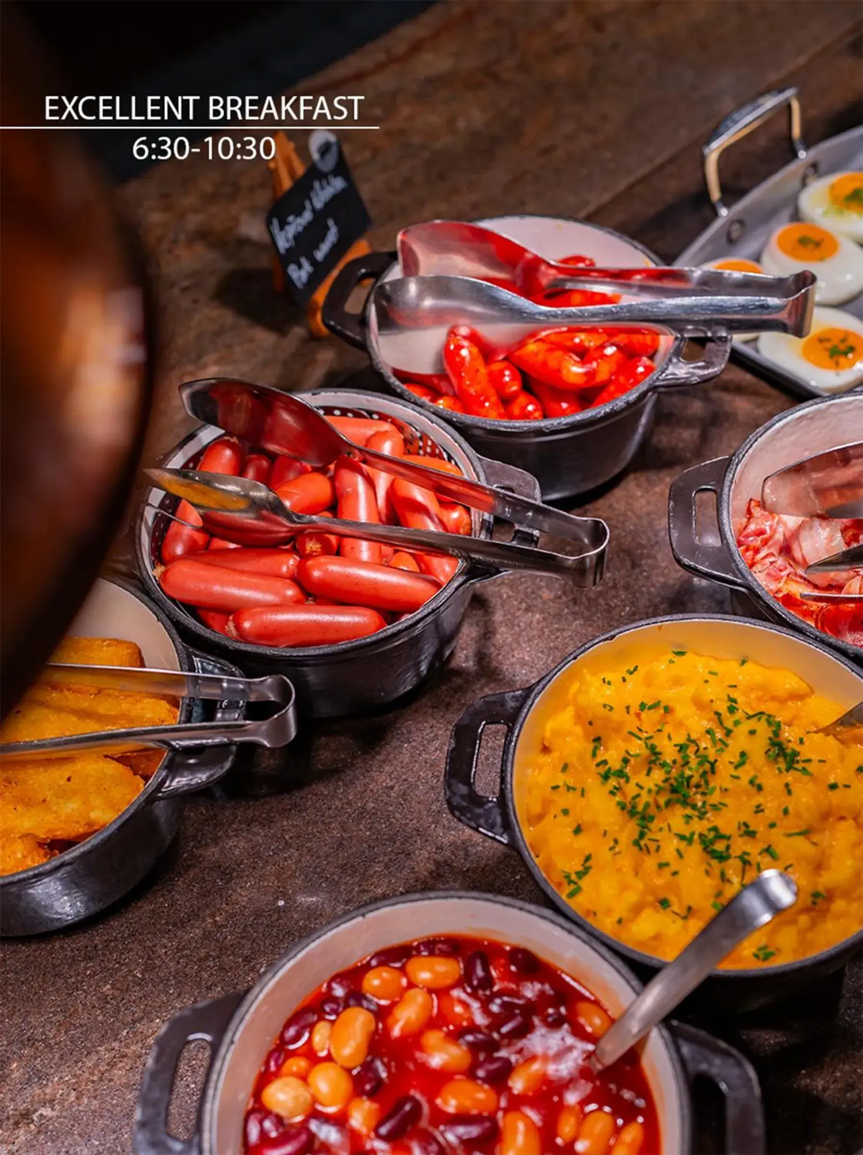 Breakfast in Grand Hotel Prague Towers - Czech Leading Hotels Breakfast in Grand Hotel Prague Towers - Czech Leading Hotels