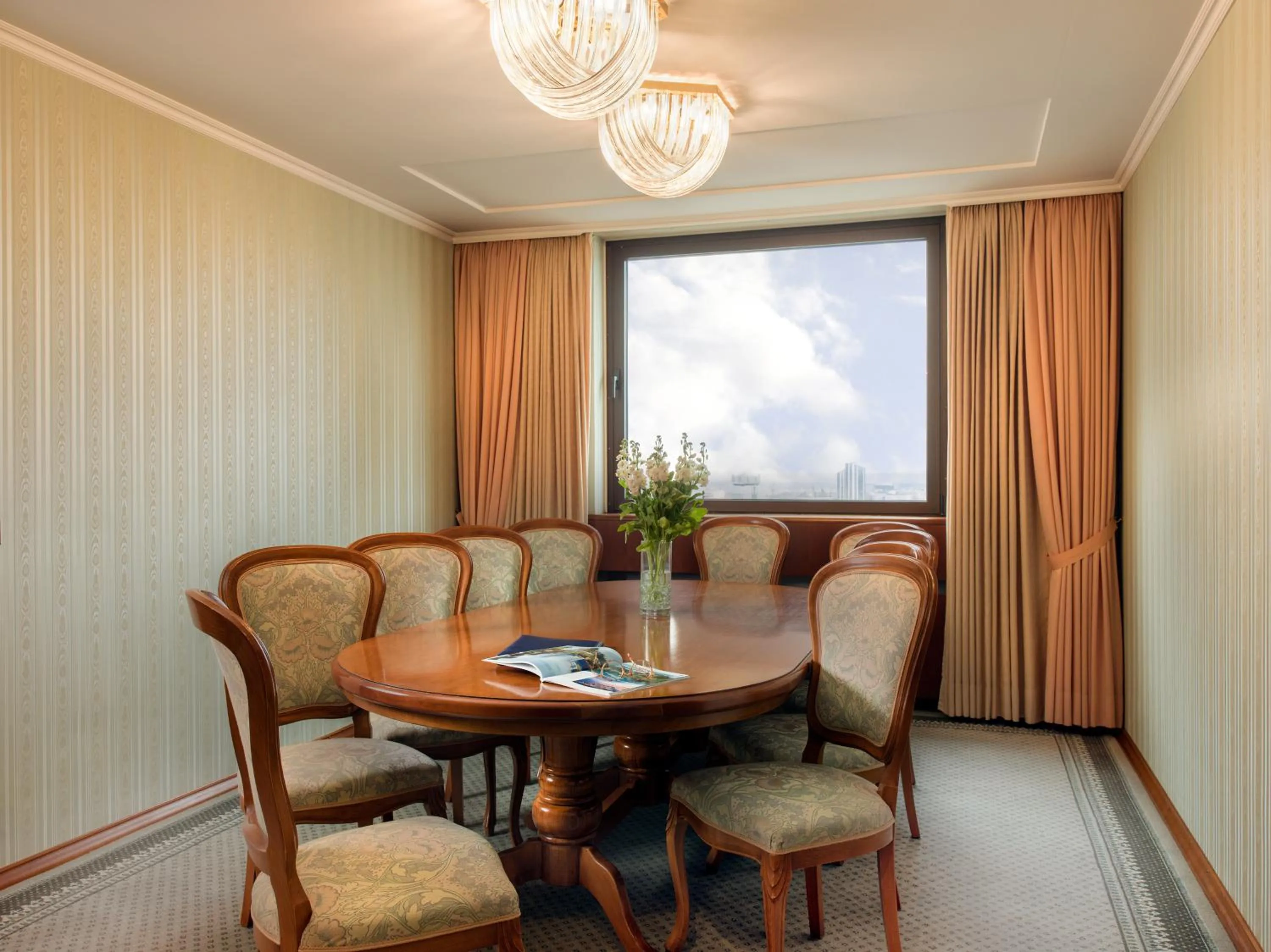 Seating area in Panorama by Verdi Hotels