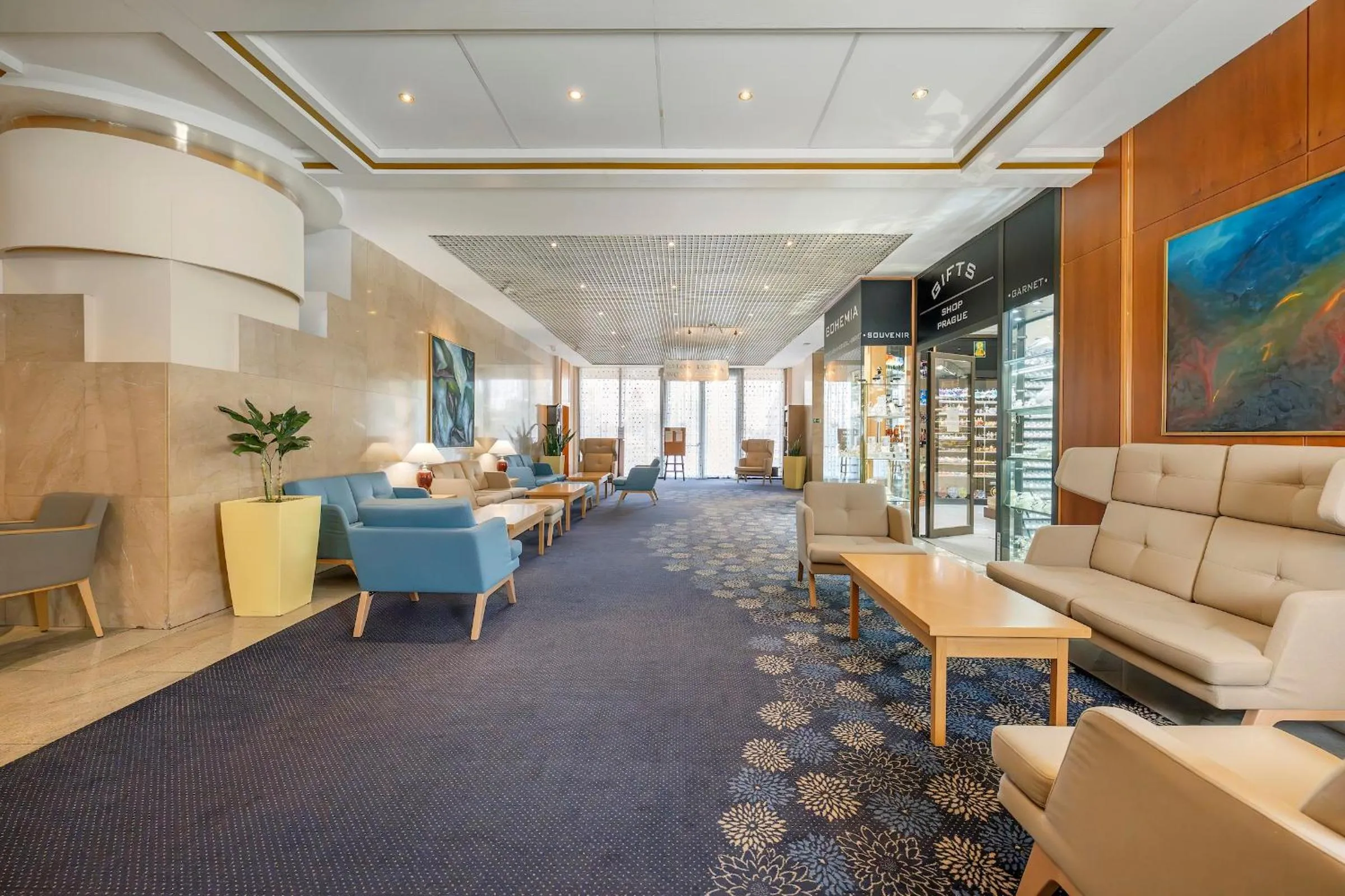 Lobby or reception in Panorama by Verdi Hotels