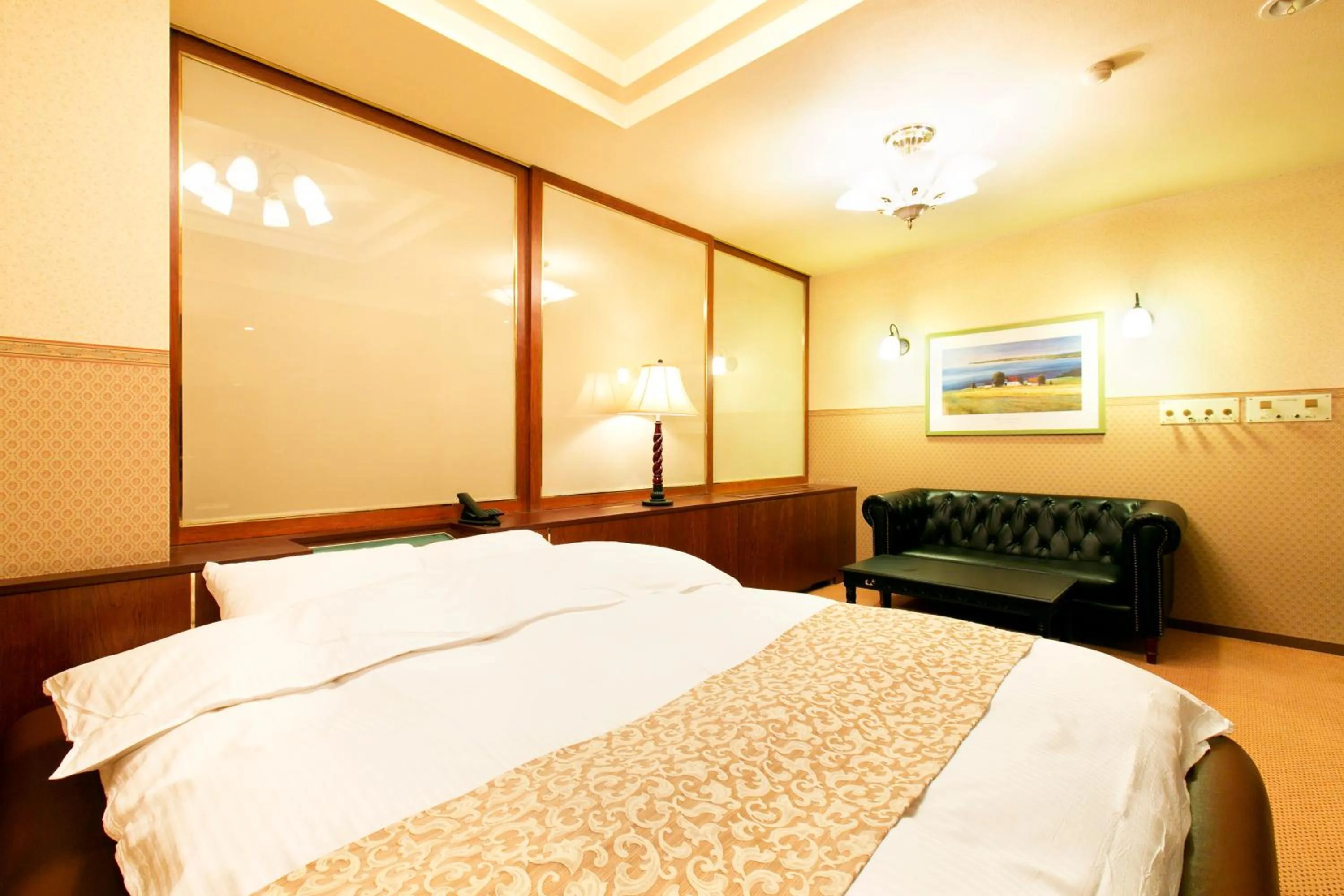 Photo of the whole room, Bed in Hotel Luna (Adult Only)