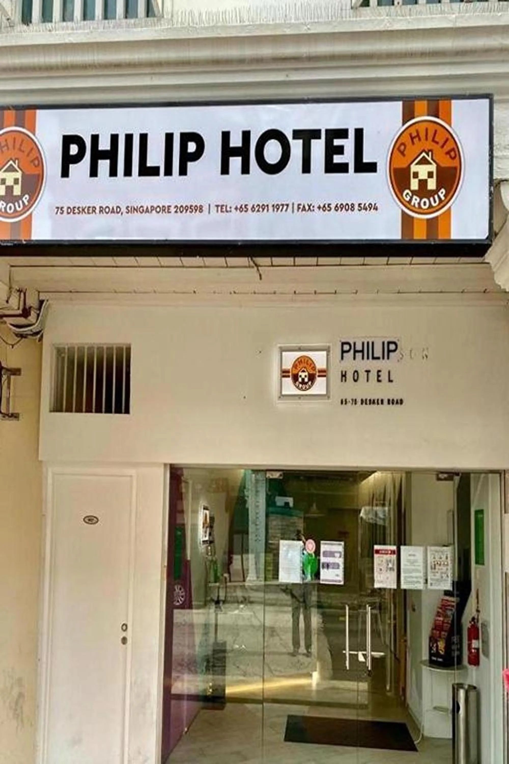 Facade/entrance in Philip Hotel