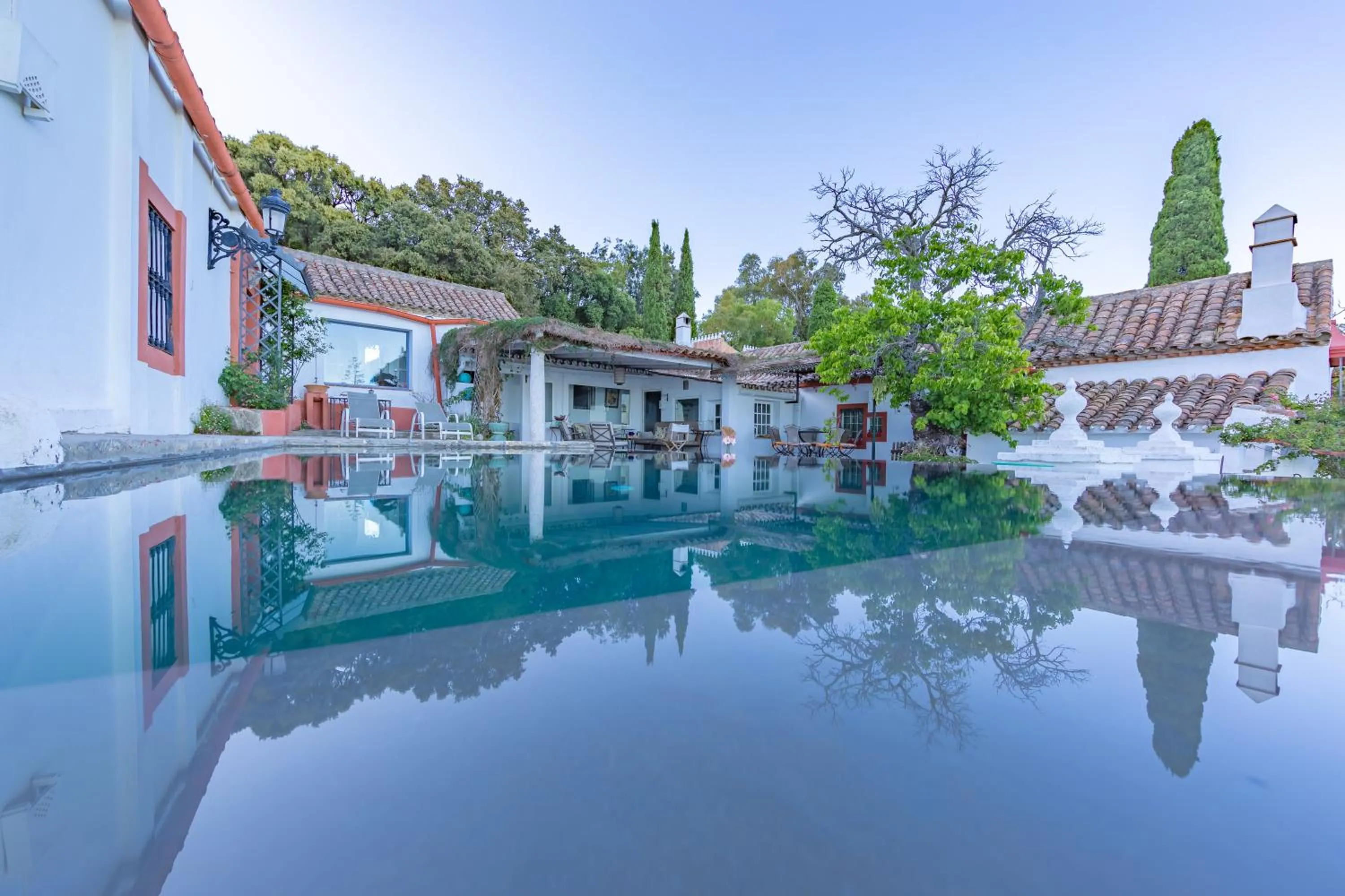 Swimming pool in Cortijo La Hoya