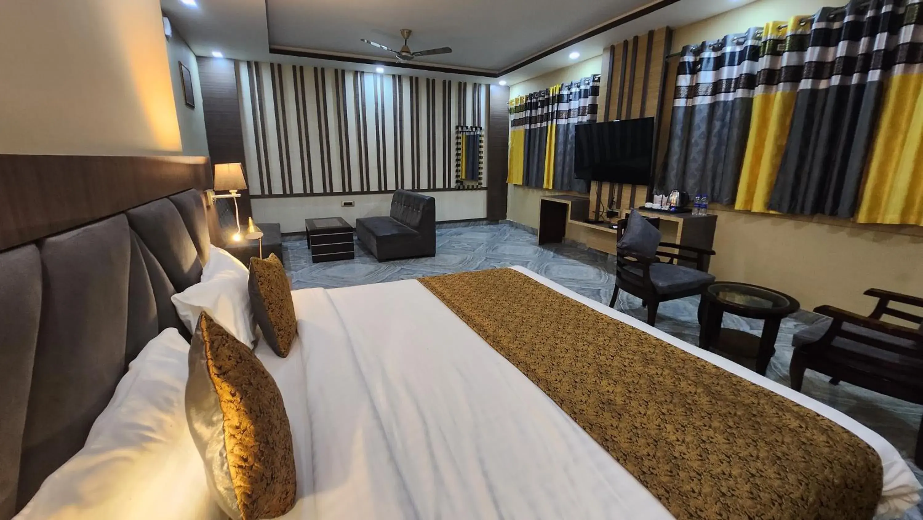 Photo of the whole room, Bed in THE BODHI PALACE RESORT Photo of the whole room, Bed in THE BODHI PALACE RESORT