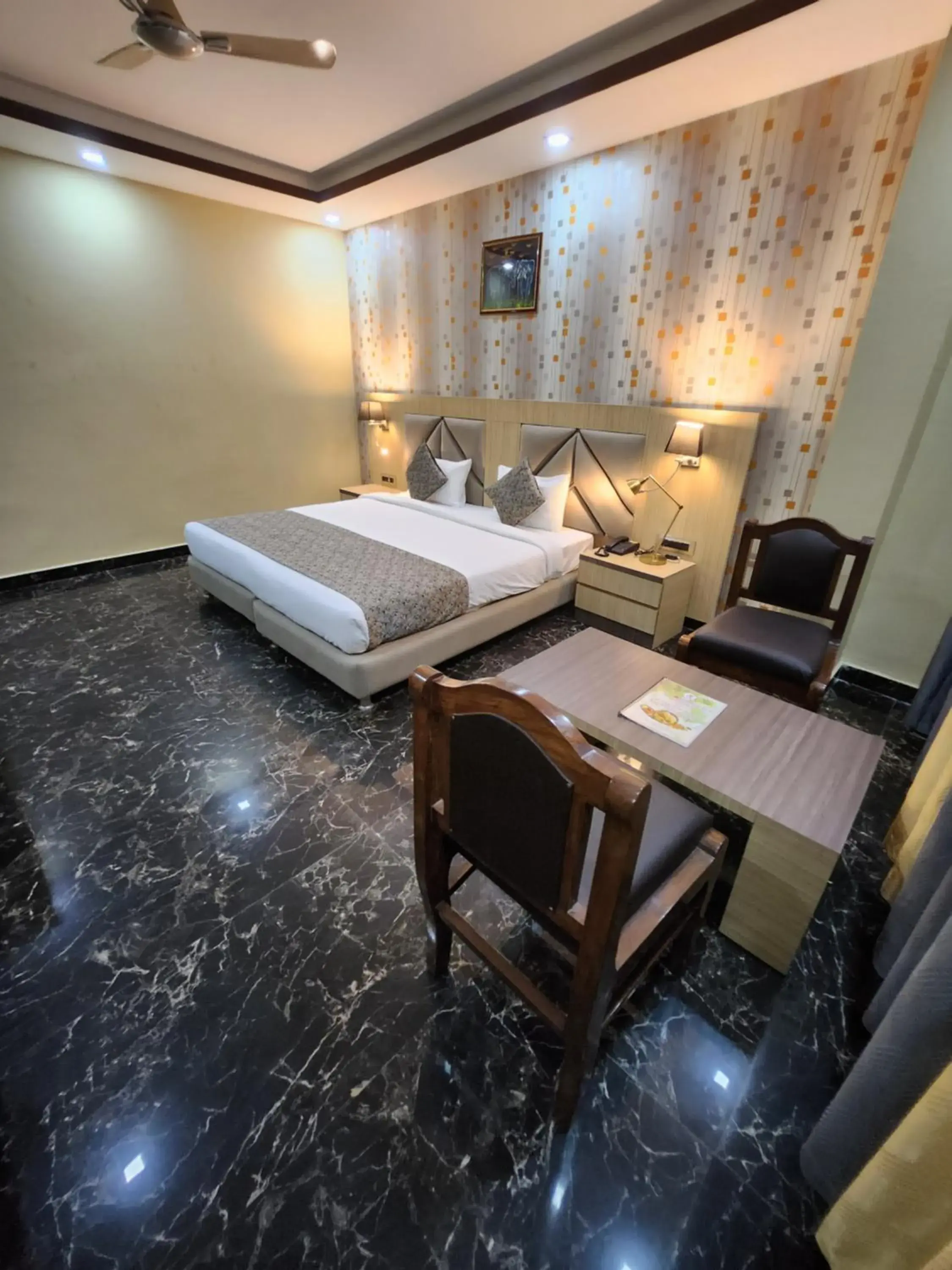 Superior King Room - single occupancy in THE BODHI PALACE RESORT Superior King Room - single occupancy in THE BODHI PALACE RESORT
