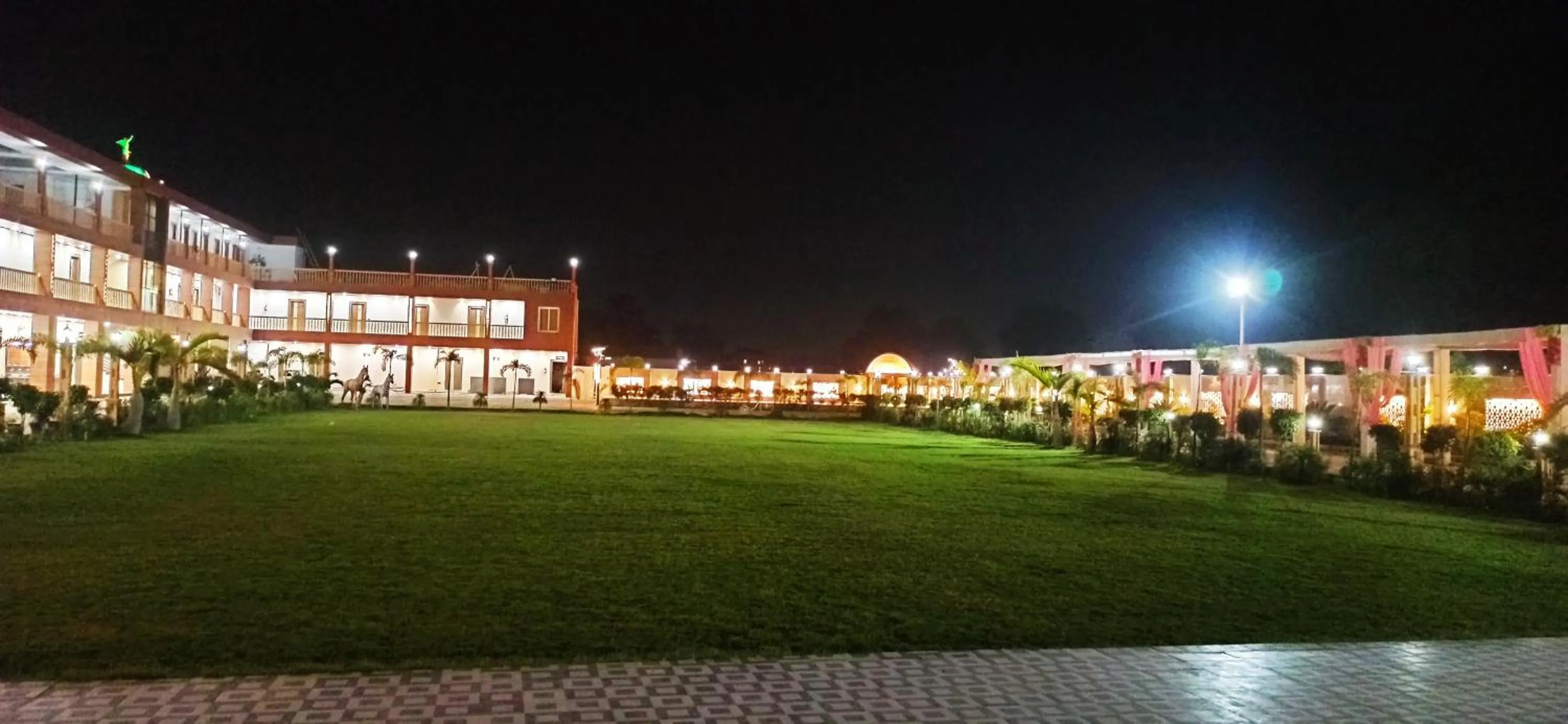 Garden in THE BODHI PALACE RESORT