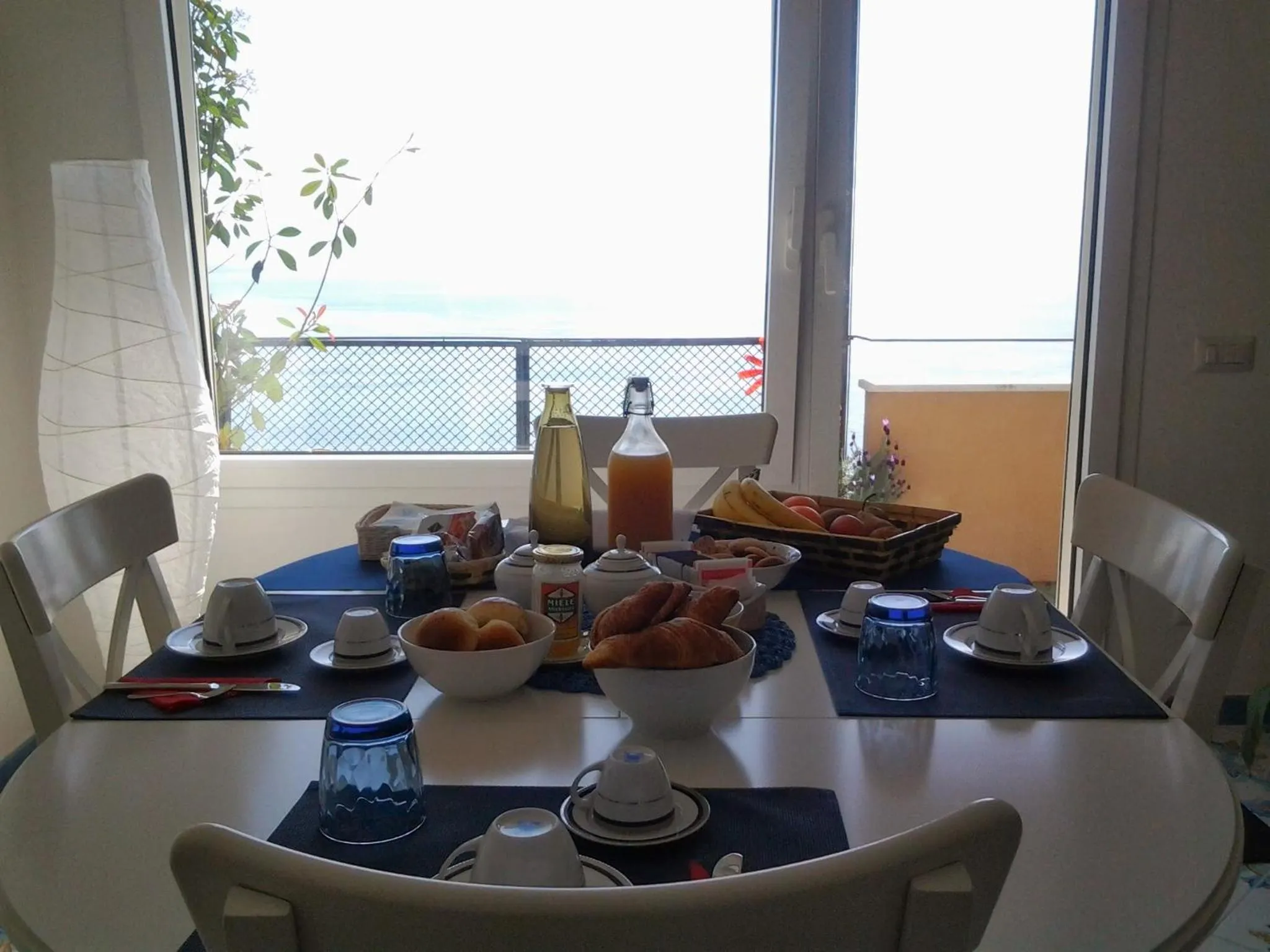 Lounge or bar in B&B Dipintodiblu'