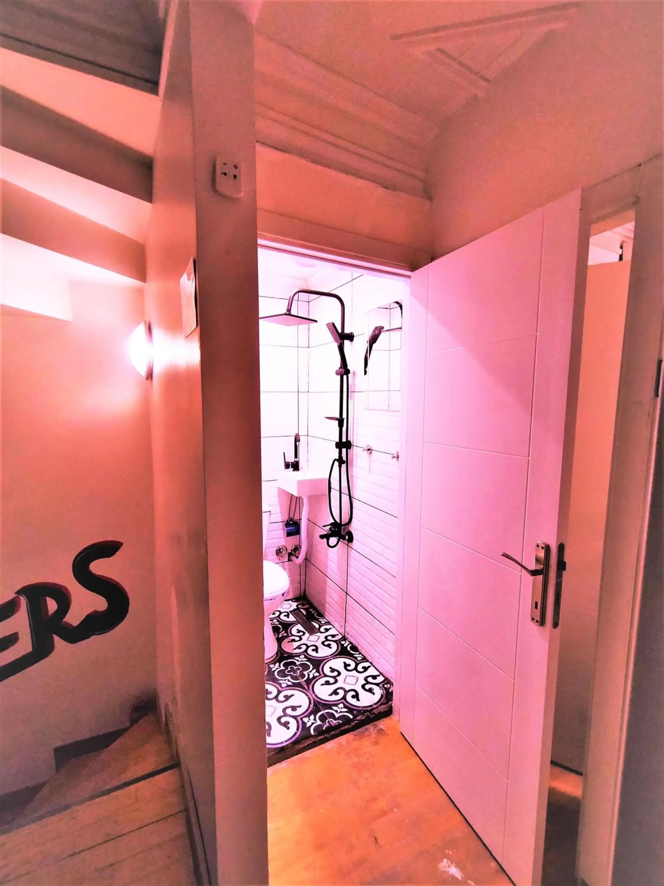 Bathroom in Dreamers V&V Hotel Cihangir