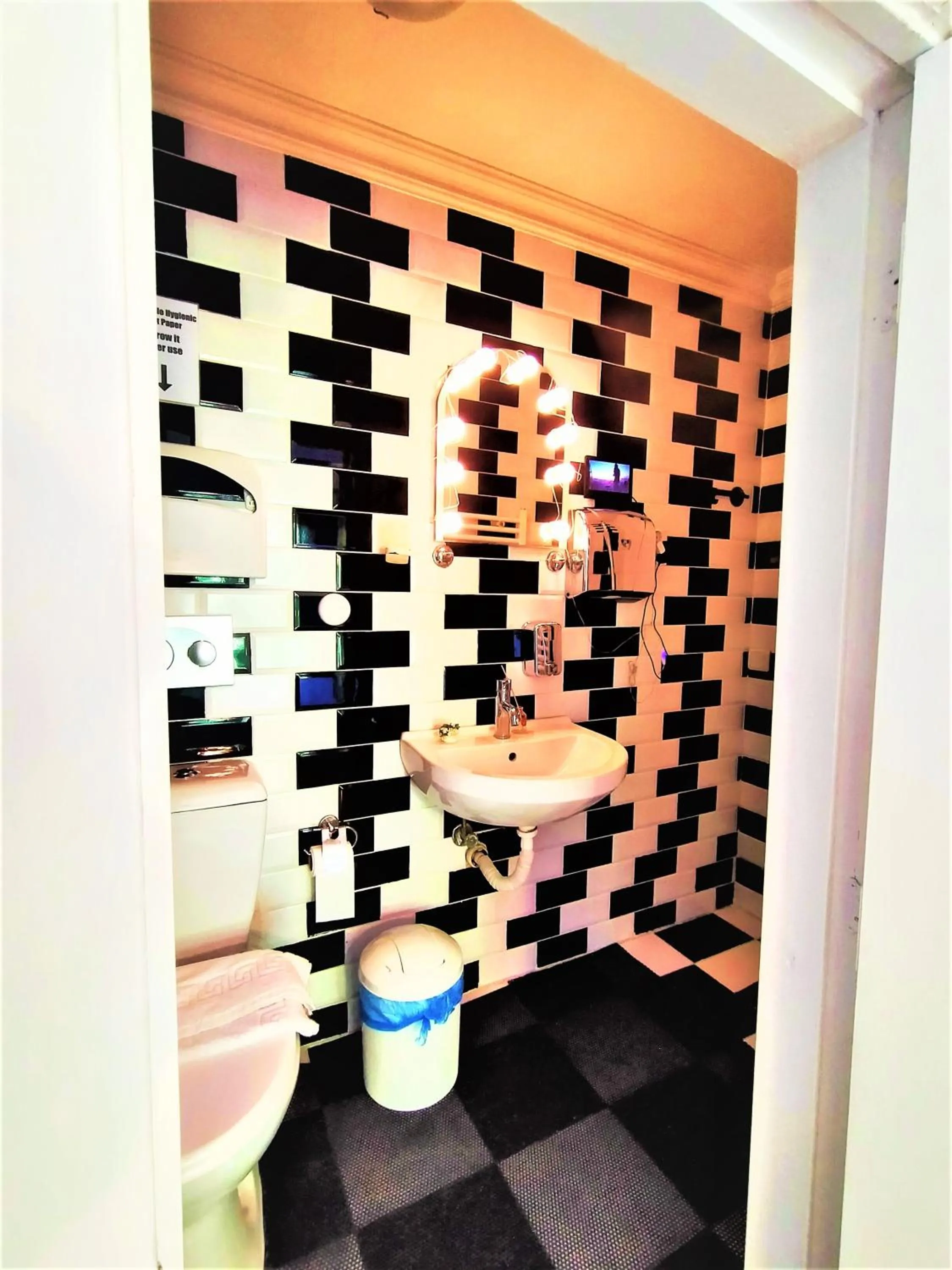 Toilet in Dreamers V&V Hotel Cihangir