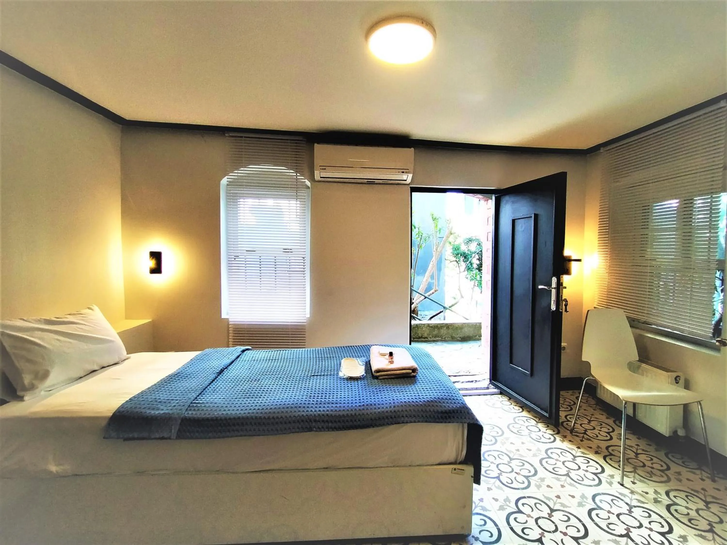 Photo of the whole room in Dreamers V&V Hotel Cihangir