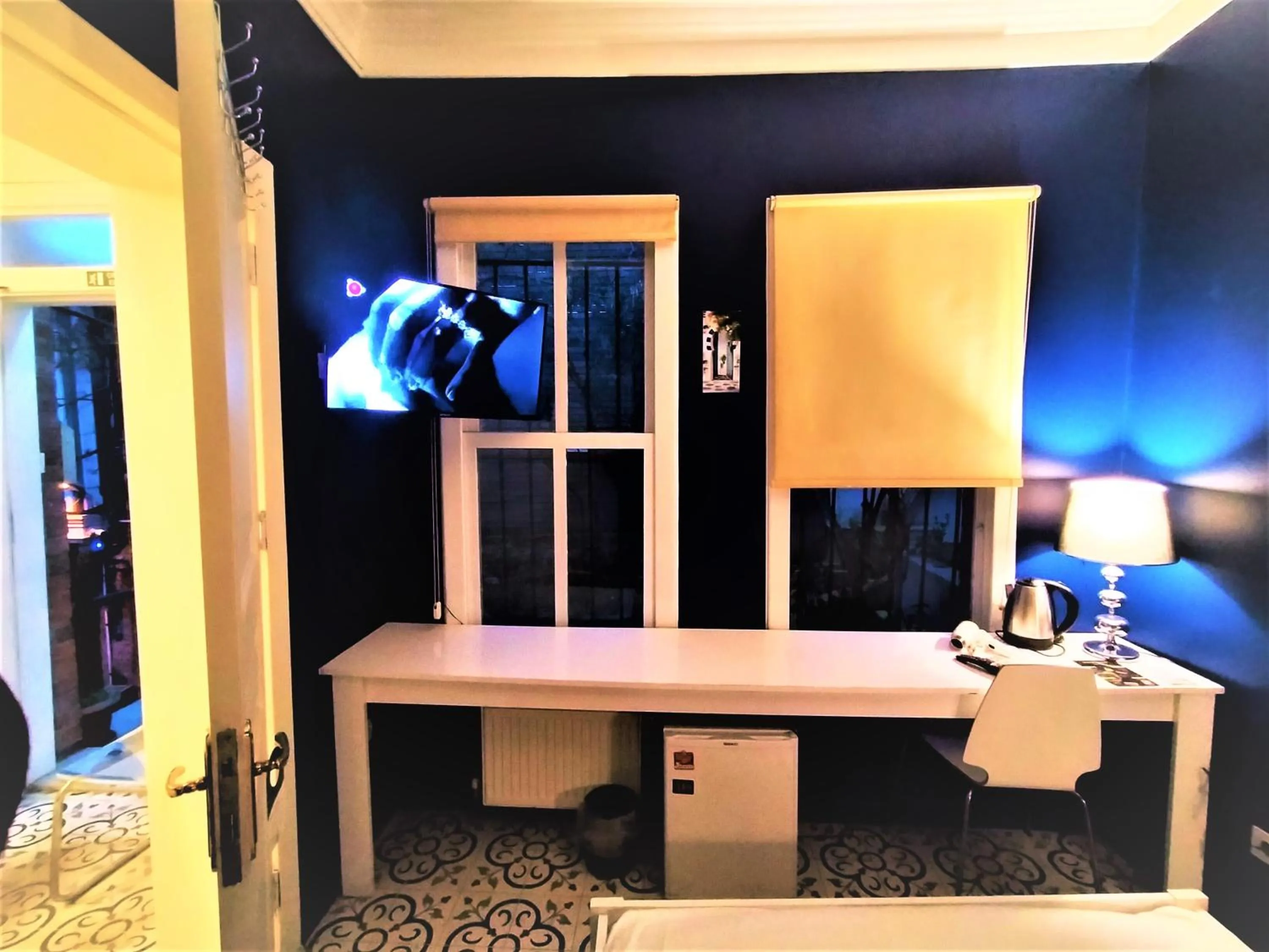 Photo of the whole room in Dreamers V&V Hotel Cihangir