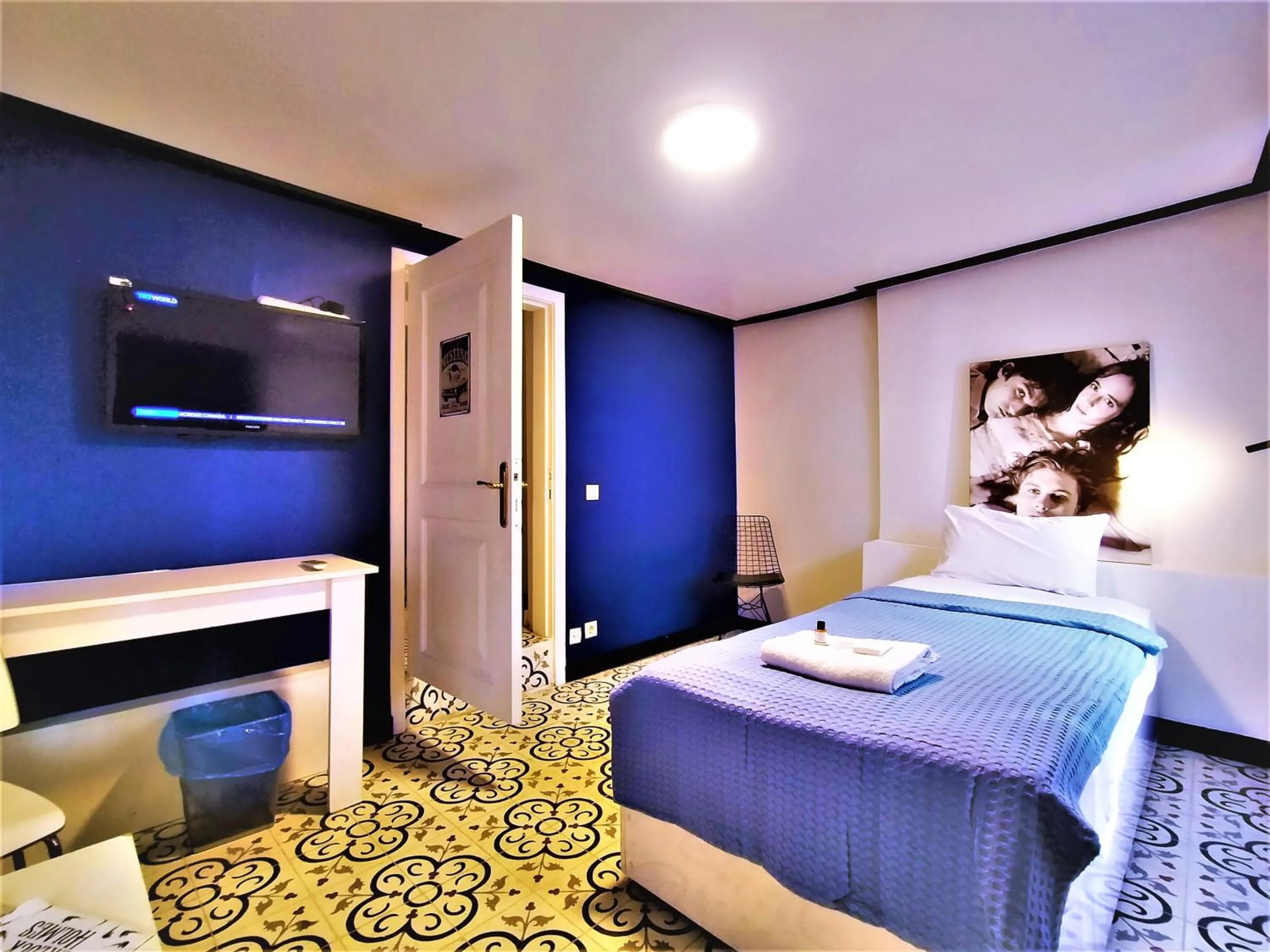 Photo of the whole room in Dreamers V&V Hotel Cihangir