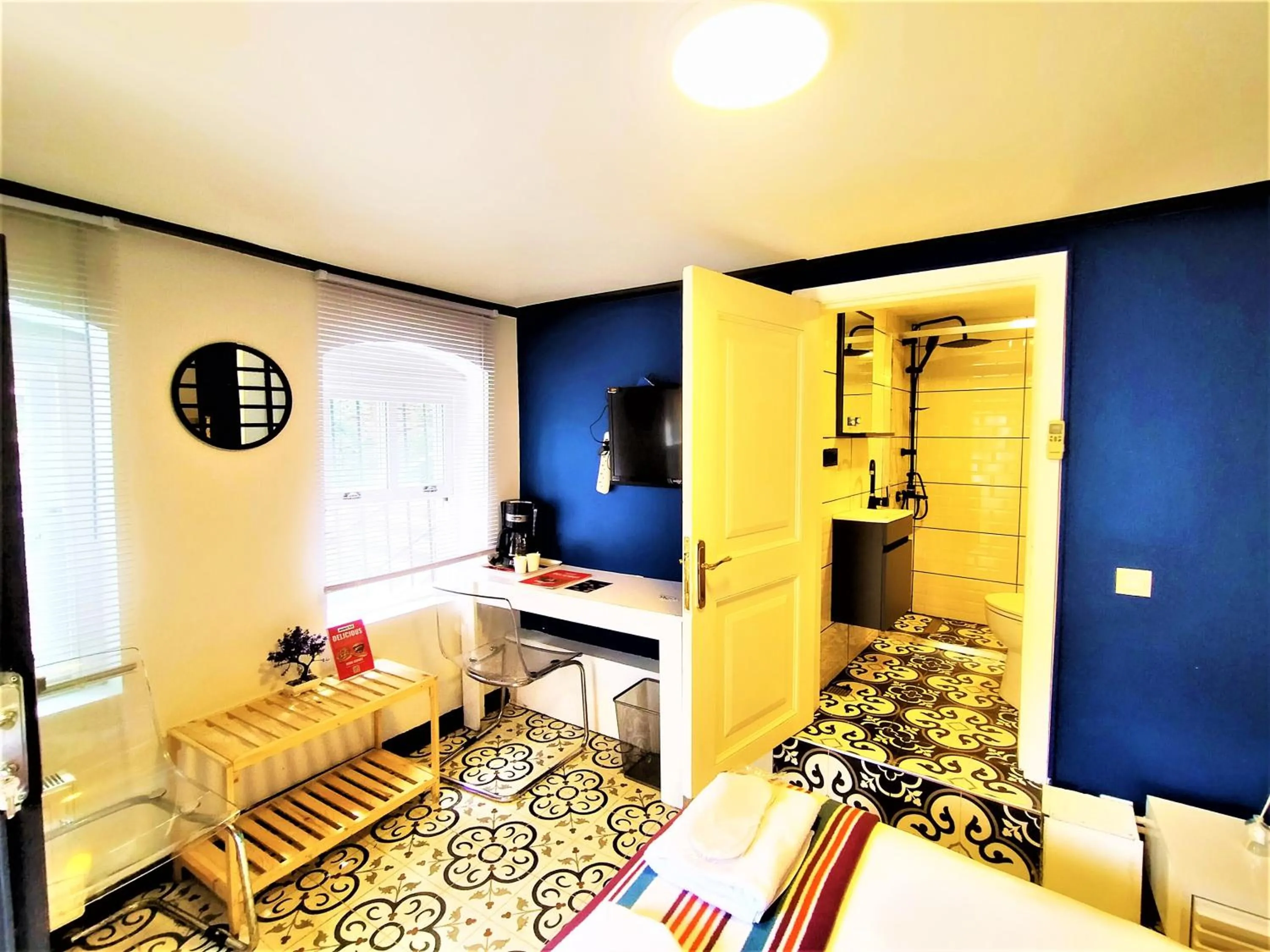 Photo of the whole room in Dreamers V&V Hotel Cihangir