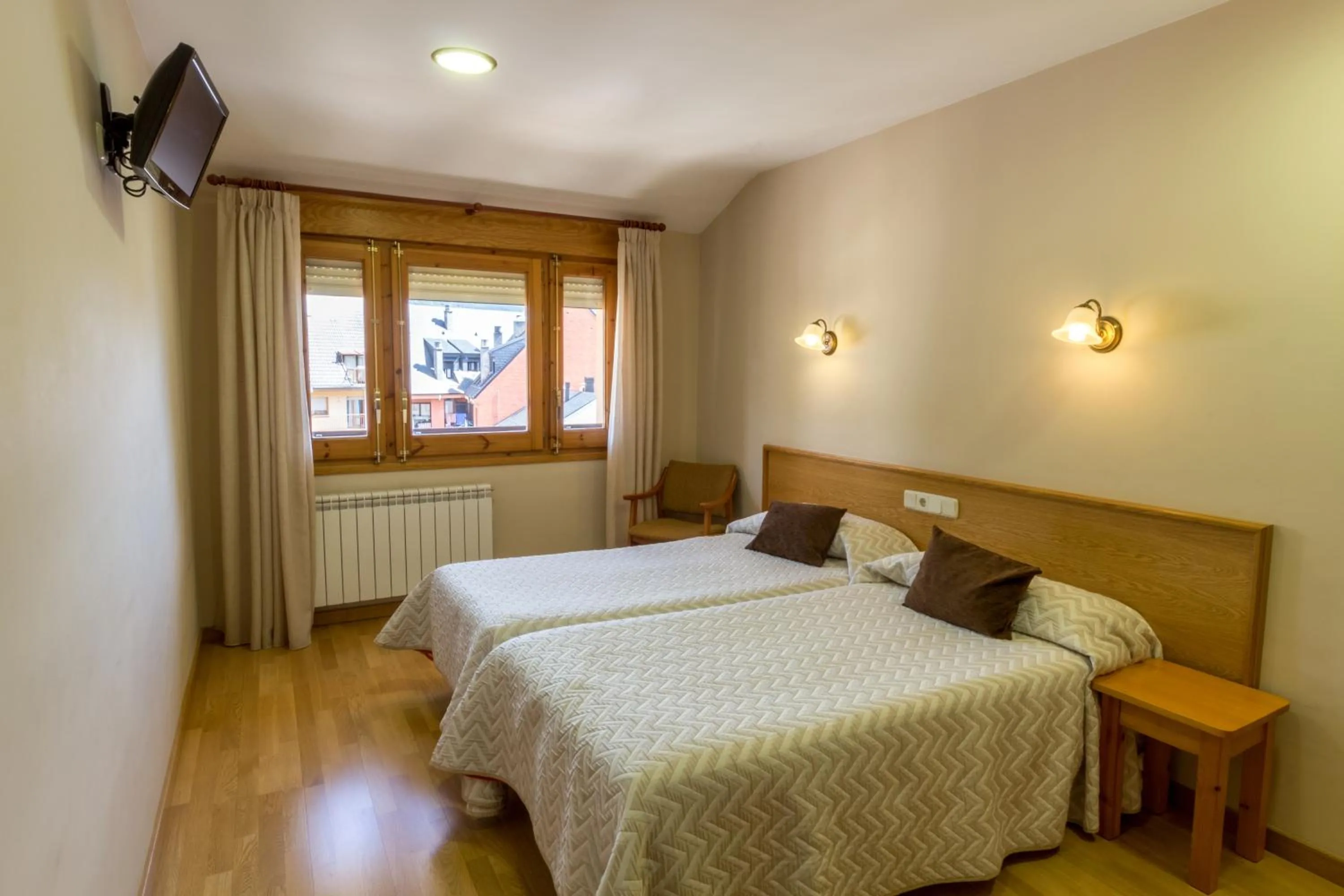 Twin Room in Hotel Costa