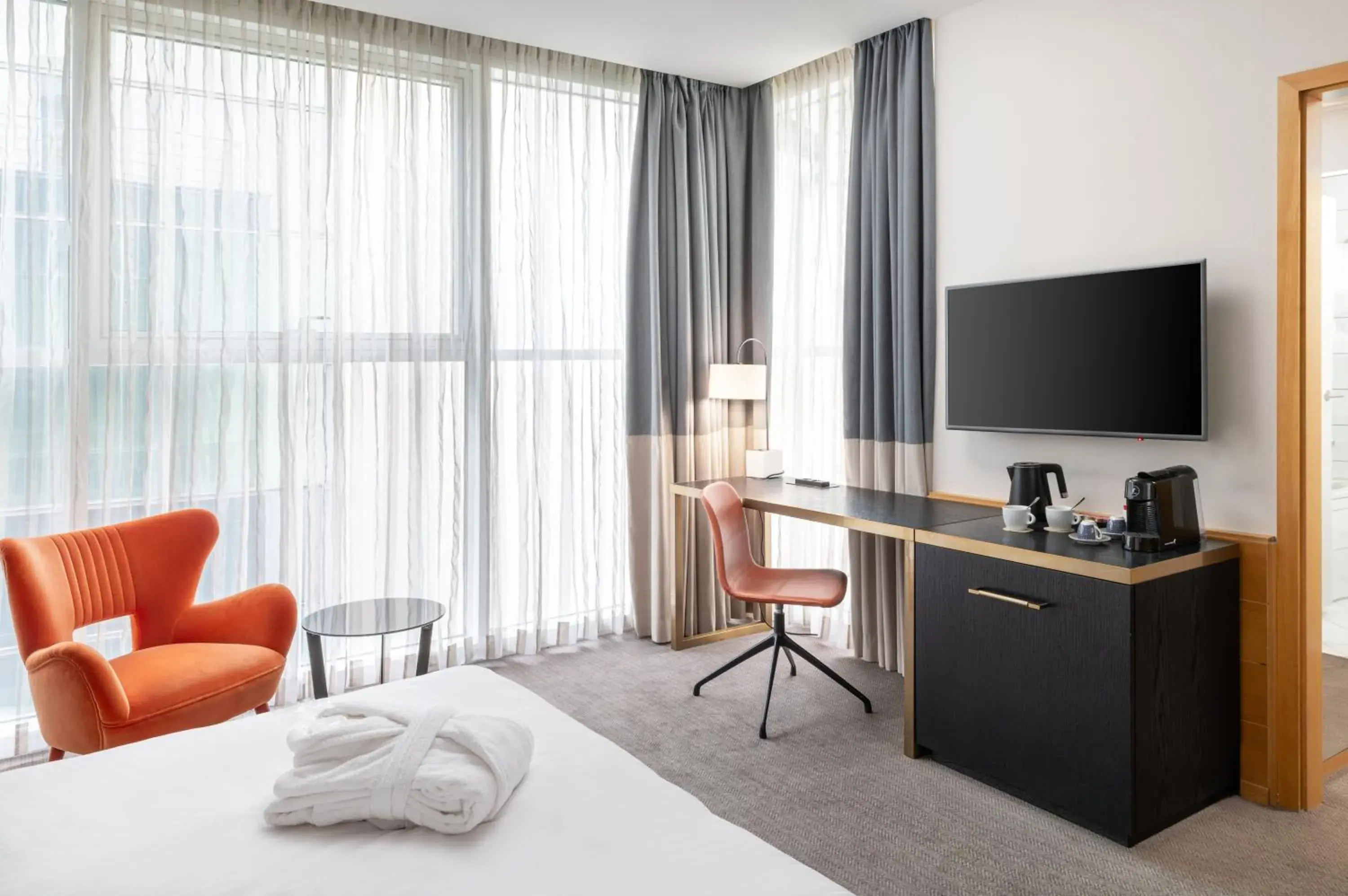 TV and multimedia, Bed in K+K Hotel Fenix TV and multimedia, Bed in K+K Hotel Fenix