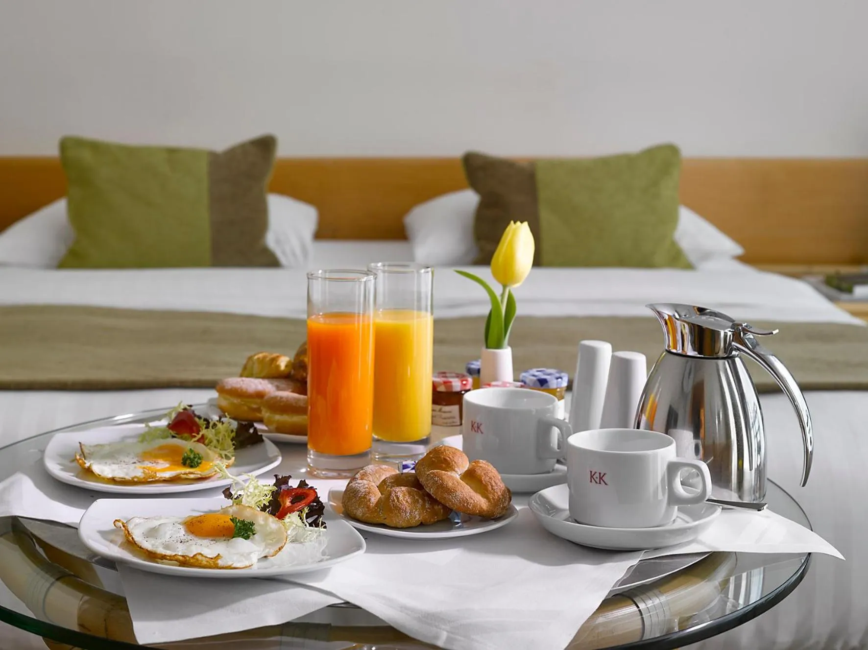 Food close-up, Bed in K+K Hotel Fenix