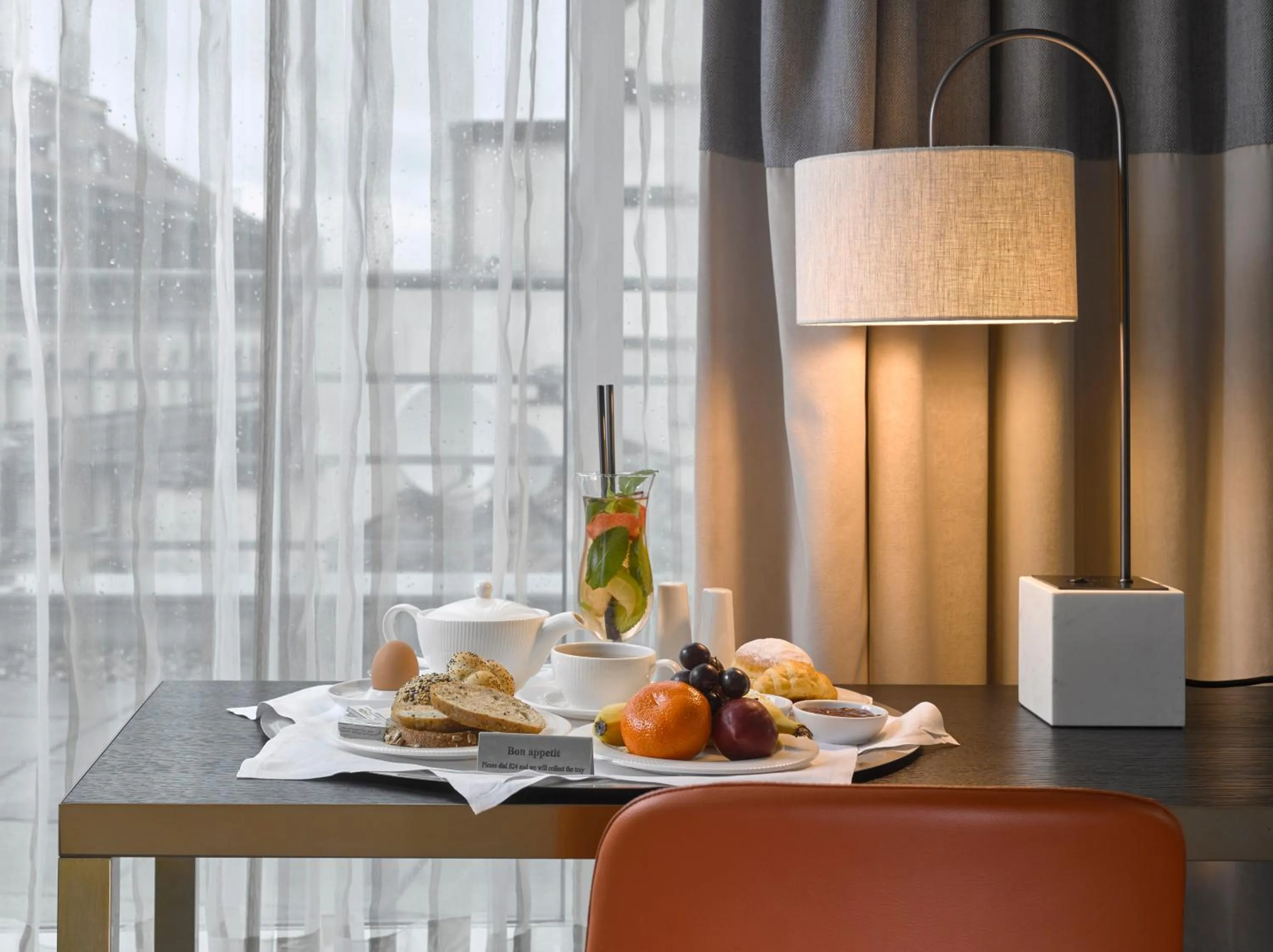 Food and drinks in K+K Hotel Fenix