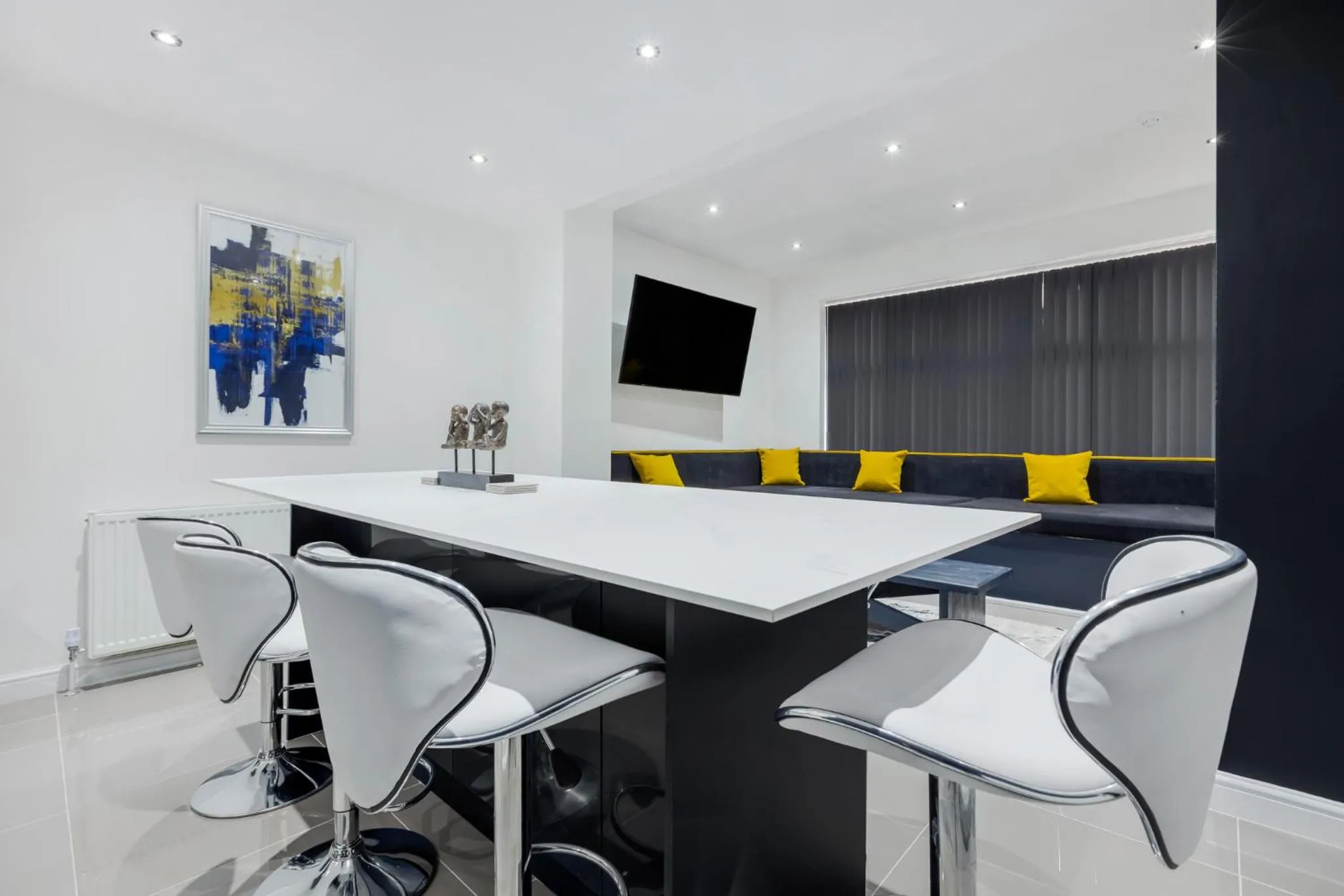 Dining area in Wellington Suites by Sasco Apartments