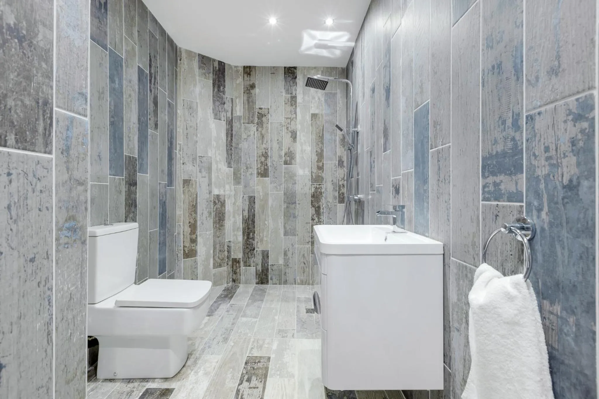 Bathroom in Wellington Suites by Sasco Apartments