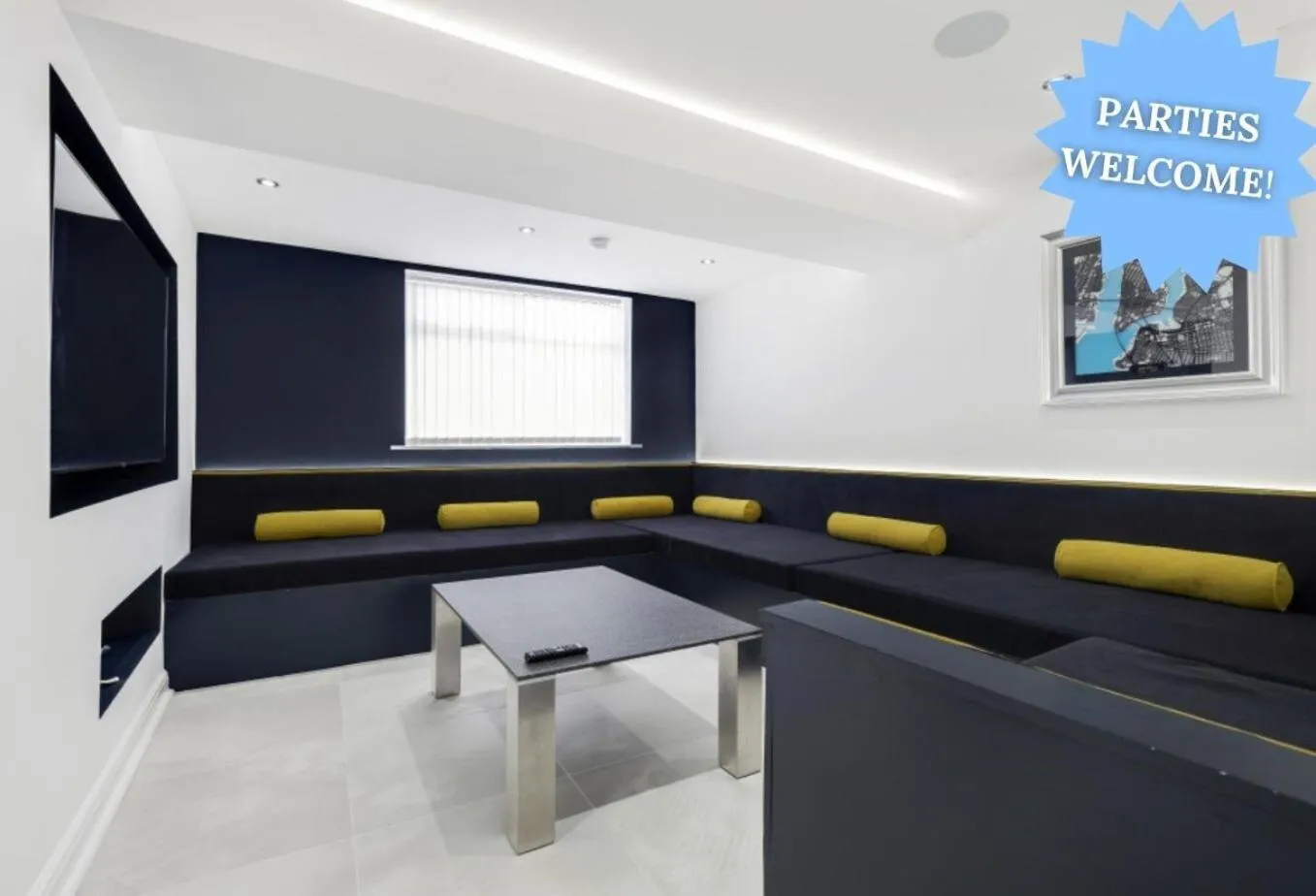 Four-Bedroom Apartment in Wellington Suites by Sasco Apartments