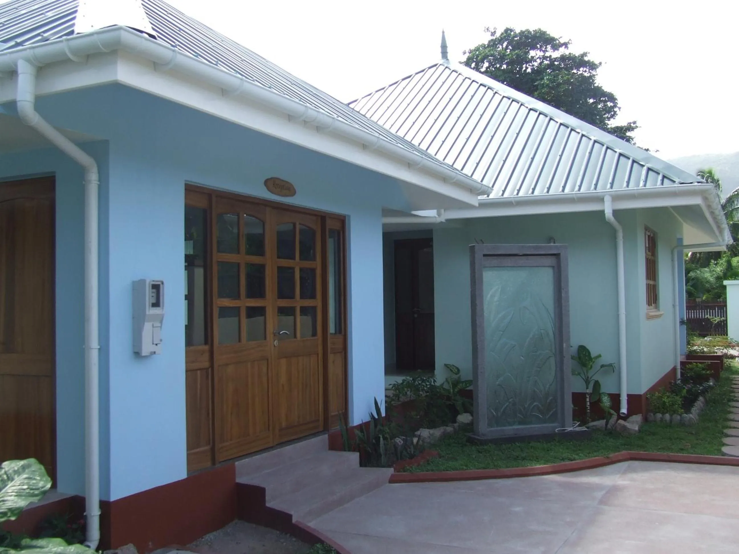 Facade/entrance in Le Relax Self Catering Apartment