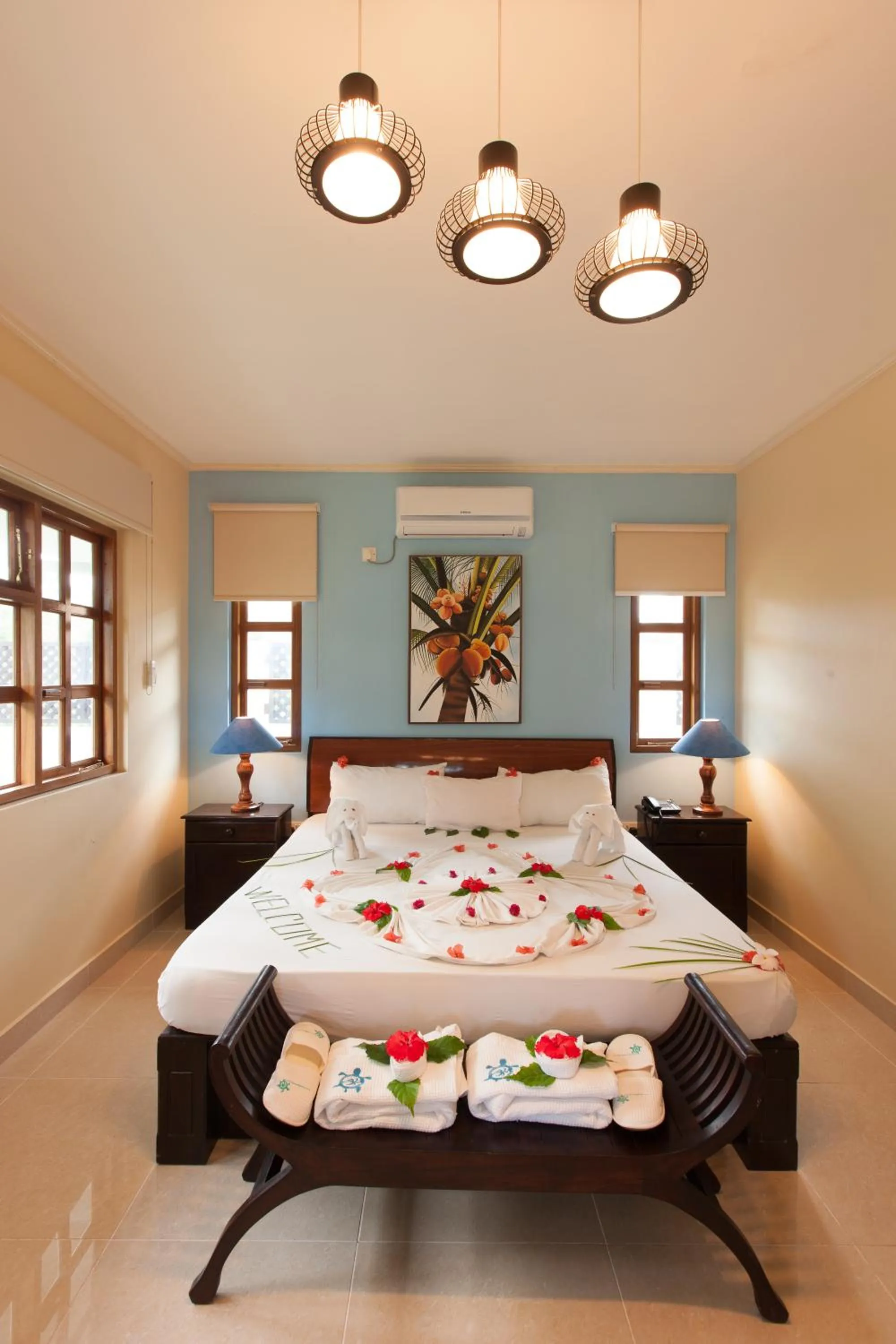 Bedroom, Bed in Le Relax Self Catering Apartment