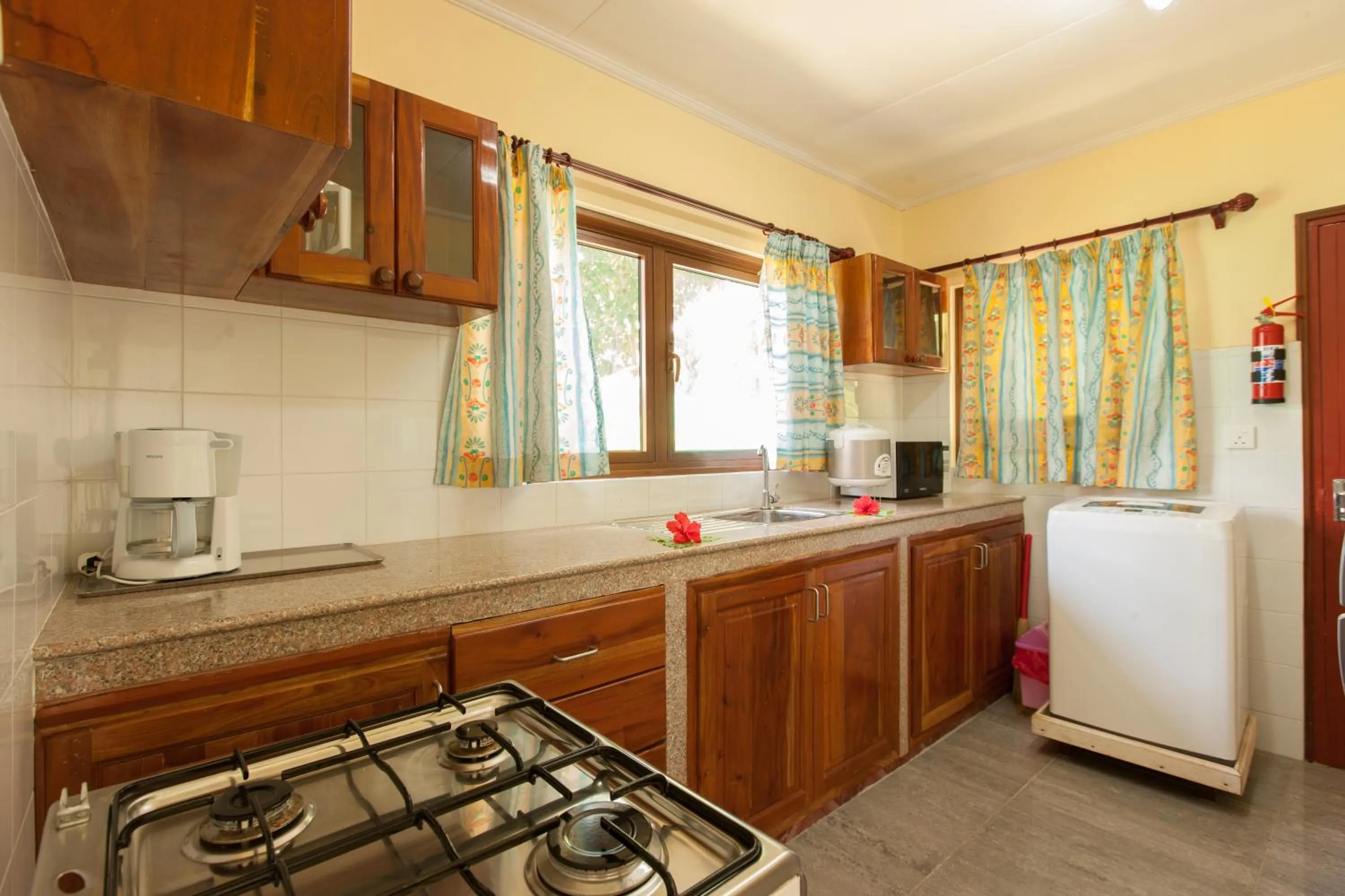 Kitchen or kitchenette in Le Relax Self Catering Apartment