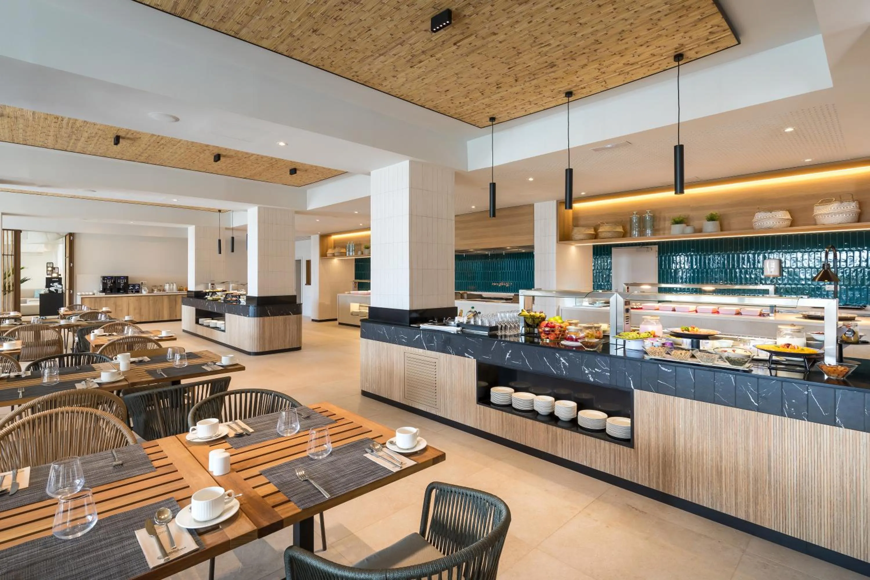 Restaurant/places to eat in Barceló Lanzarote Royal Level