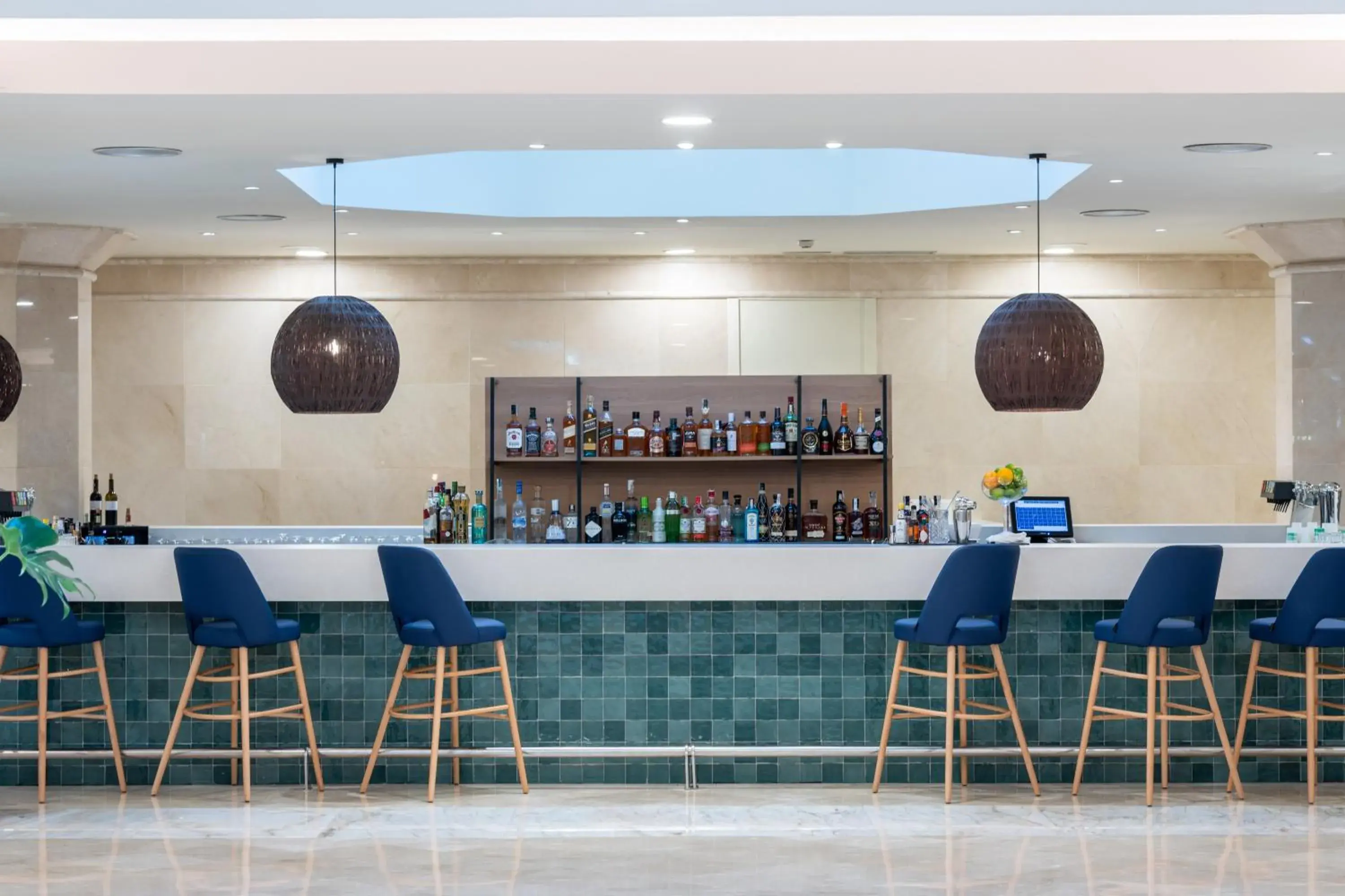 Lounge or bar in Barceló Lanzarote Royal Level Lounge or bar in Barceló Lanzarote Royal Level