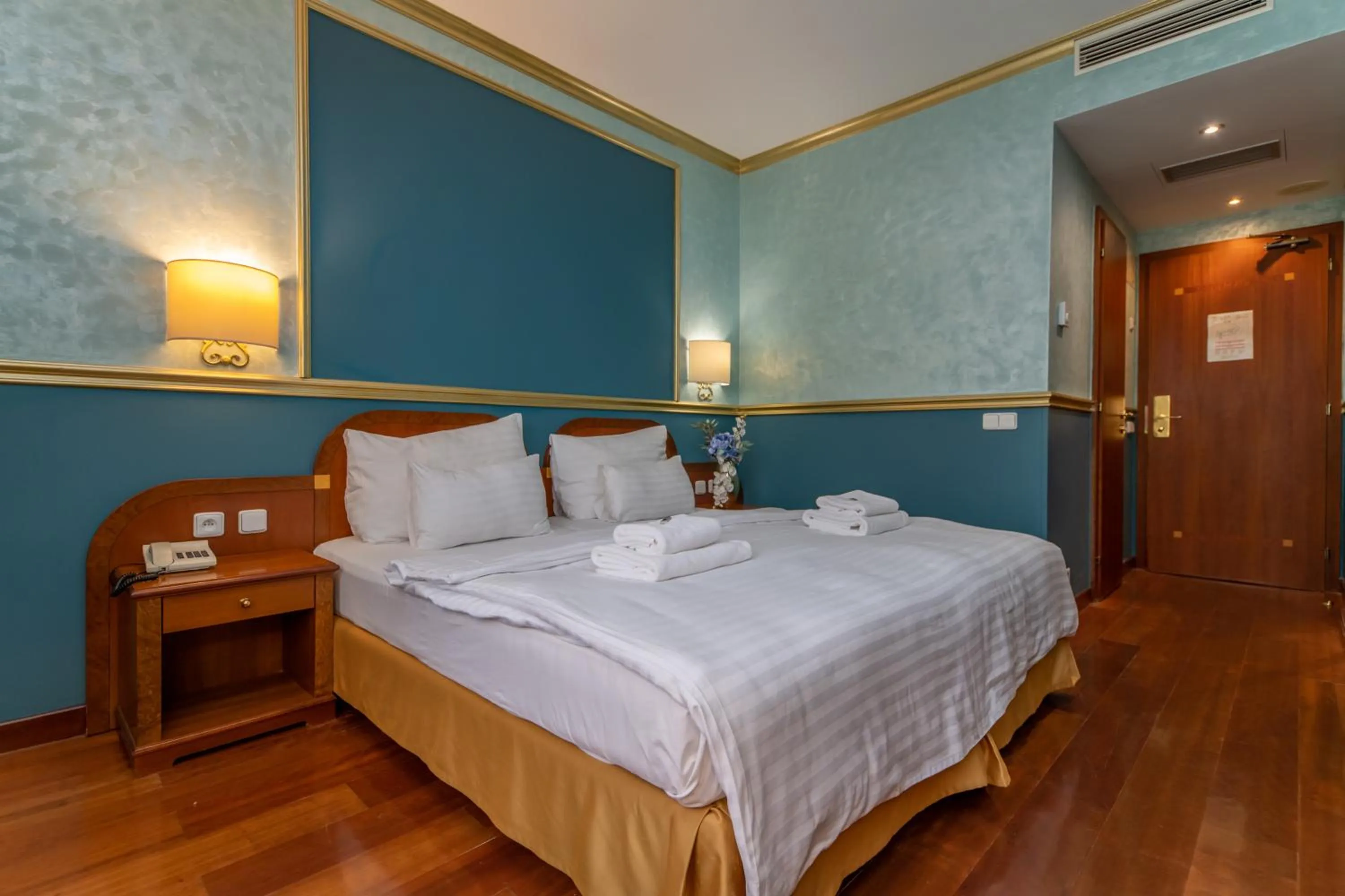 Bed in Hotel Kinsky Fountain