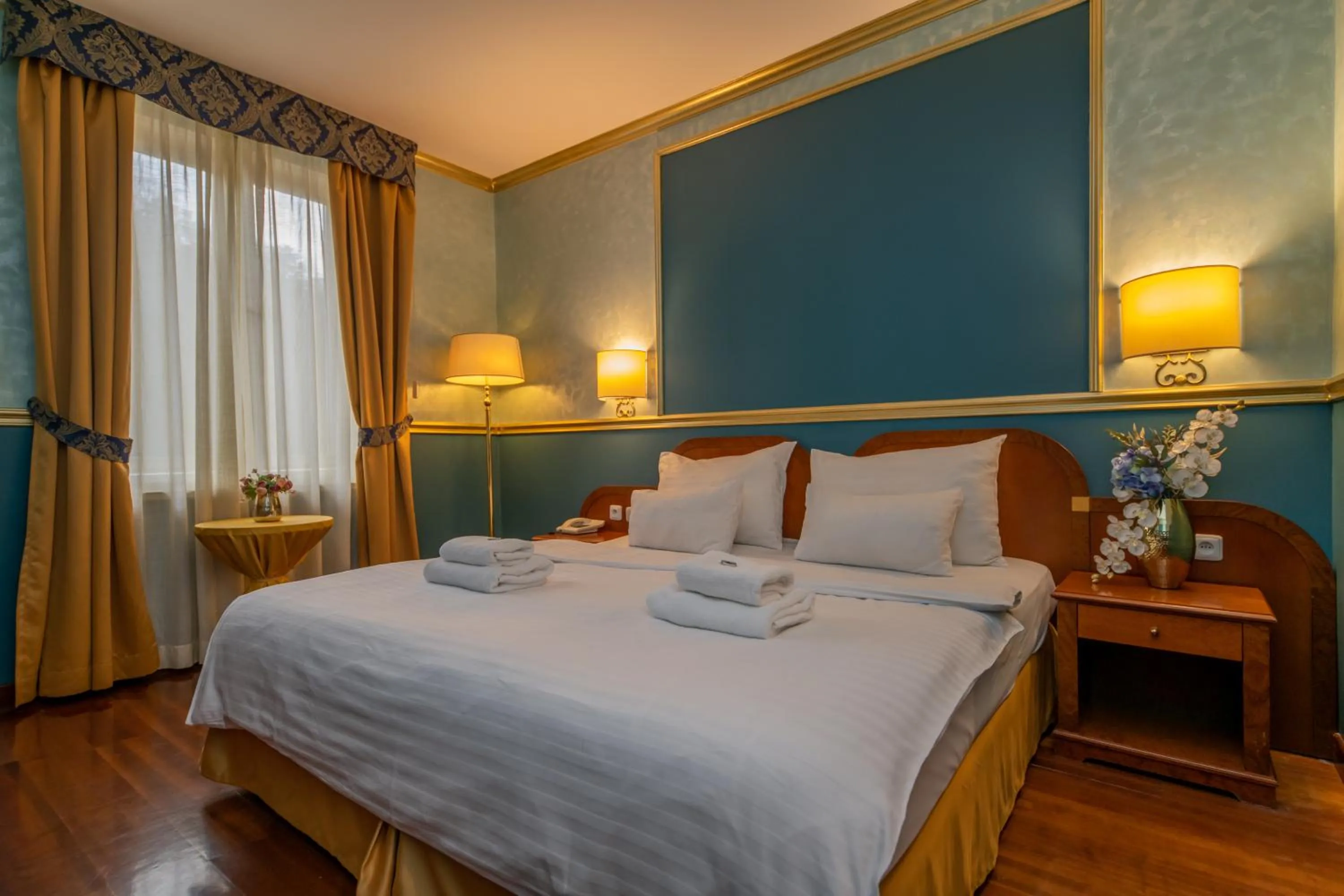 Photo of the whole room, Bed in Hotel Kinsky Fountain