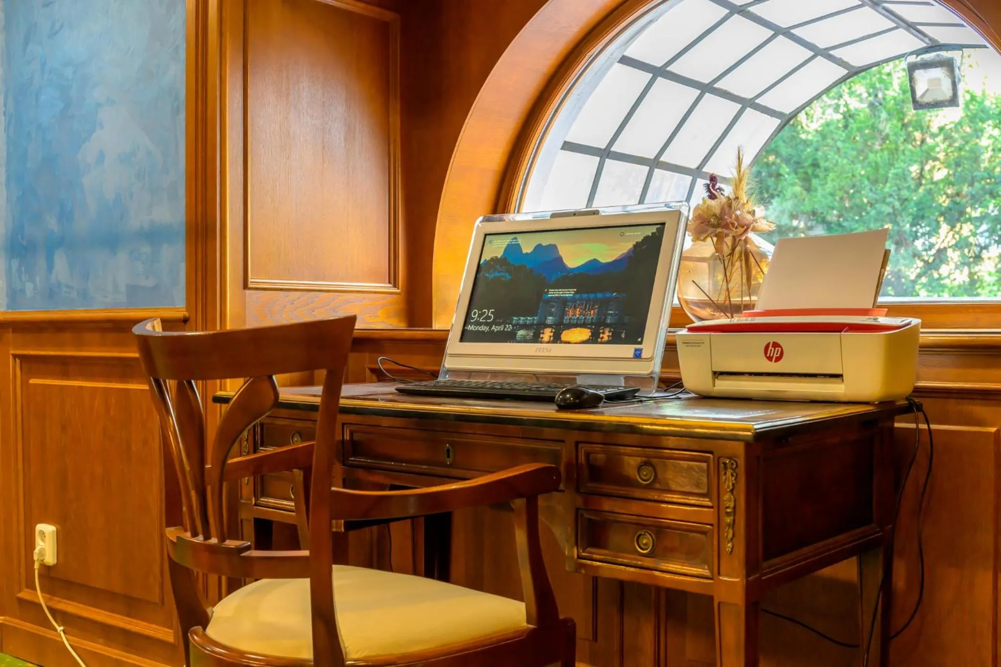 Seating area in Hotel Kinsky Fountain