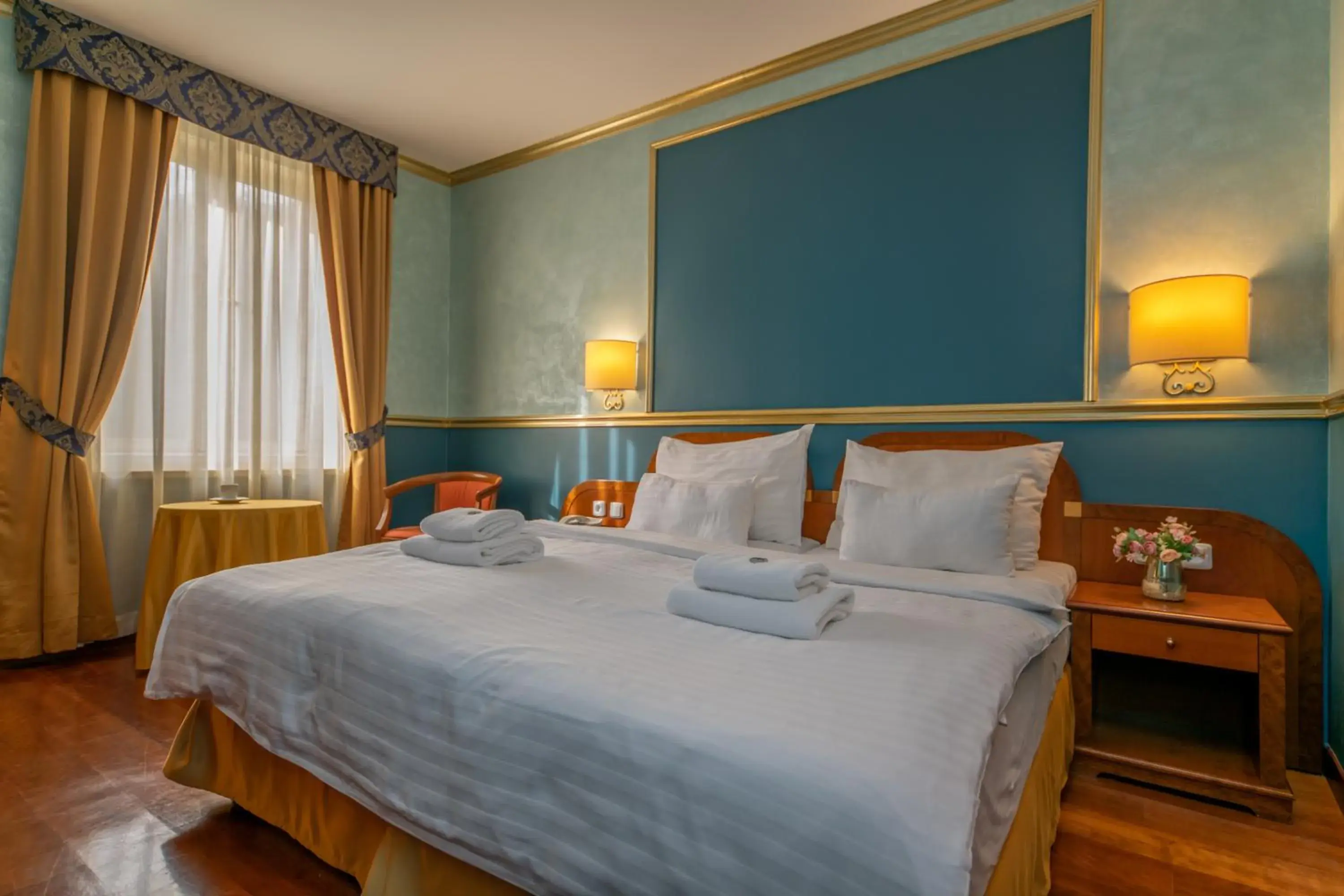 Standard Double or Twin Room in Hotel Kinsky Fountain Standard Double or Twin Room in Hotel Kinsky Fountain