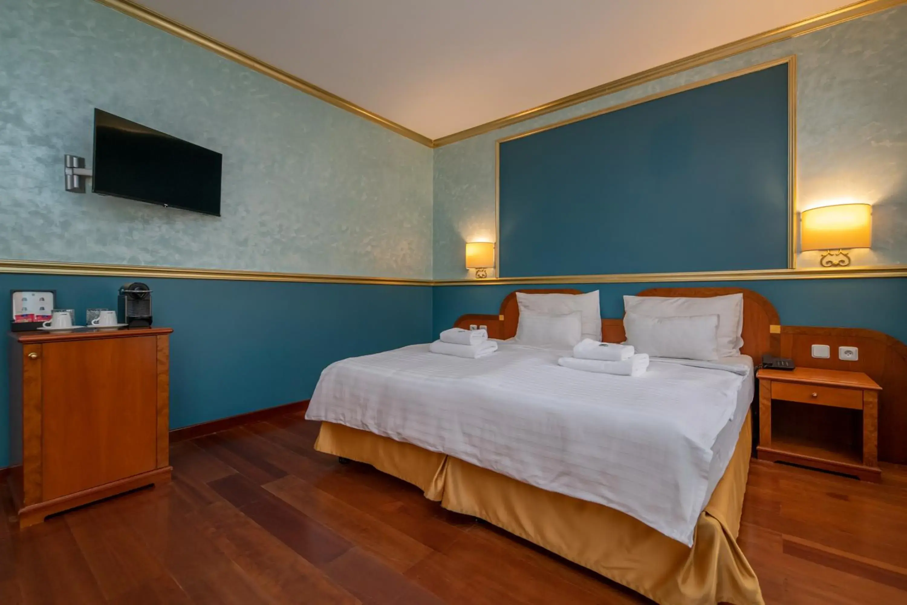 Photo of the whole room, Bed in Hotel Kinsky Fountain Photo of the whole room, Bed in Hotel Kinsky Fountain