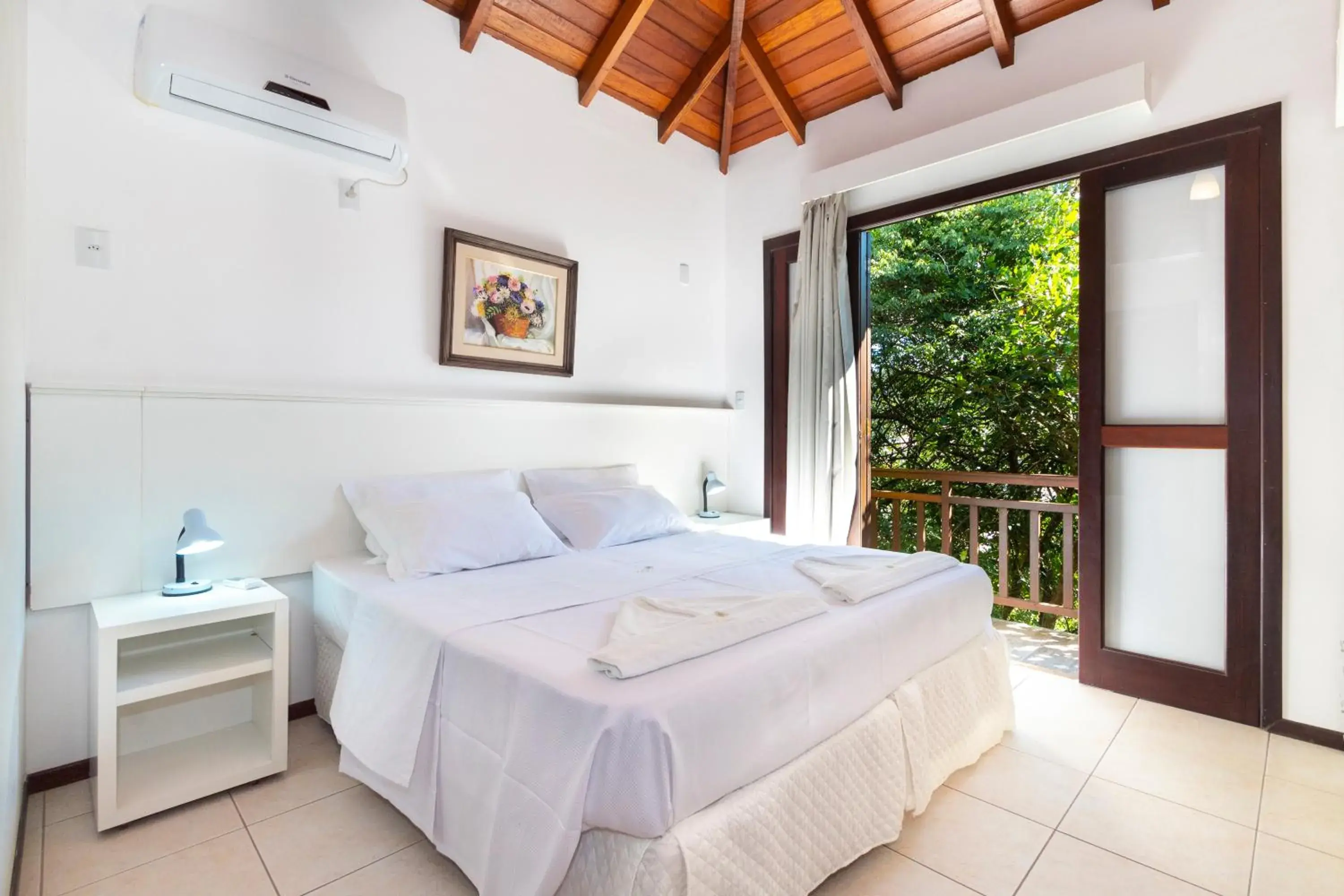 Bed in Dubai Bungalows Bombinhas Bed in Dubai Bungalows Bombinhas