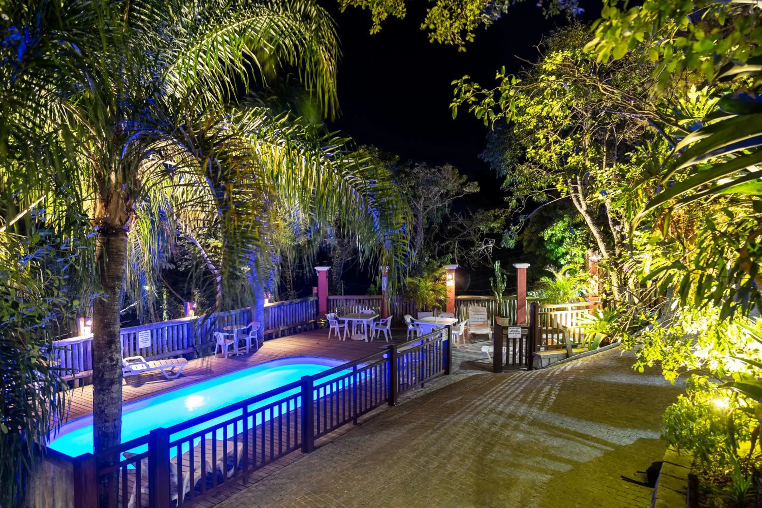 Pool view in Dubai Bungalows Bombinhas Pool view in Dubai Bungalows Bombinhas