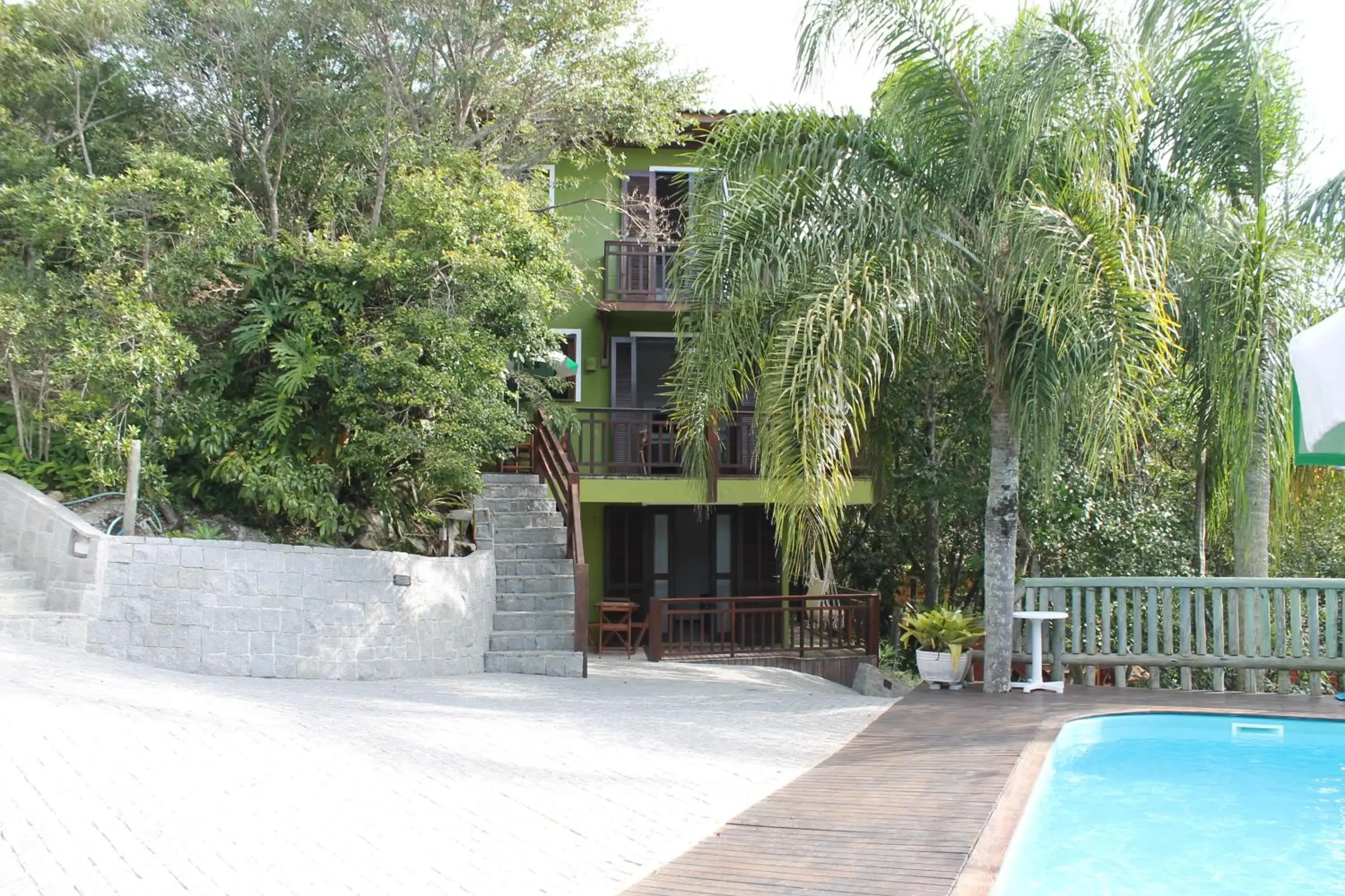 Swimming pool in Dubai Bungalows Bombinhas Swimming pool in Dubai Bungalows Bombinhas