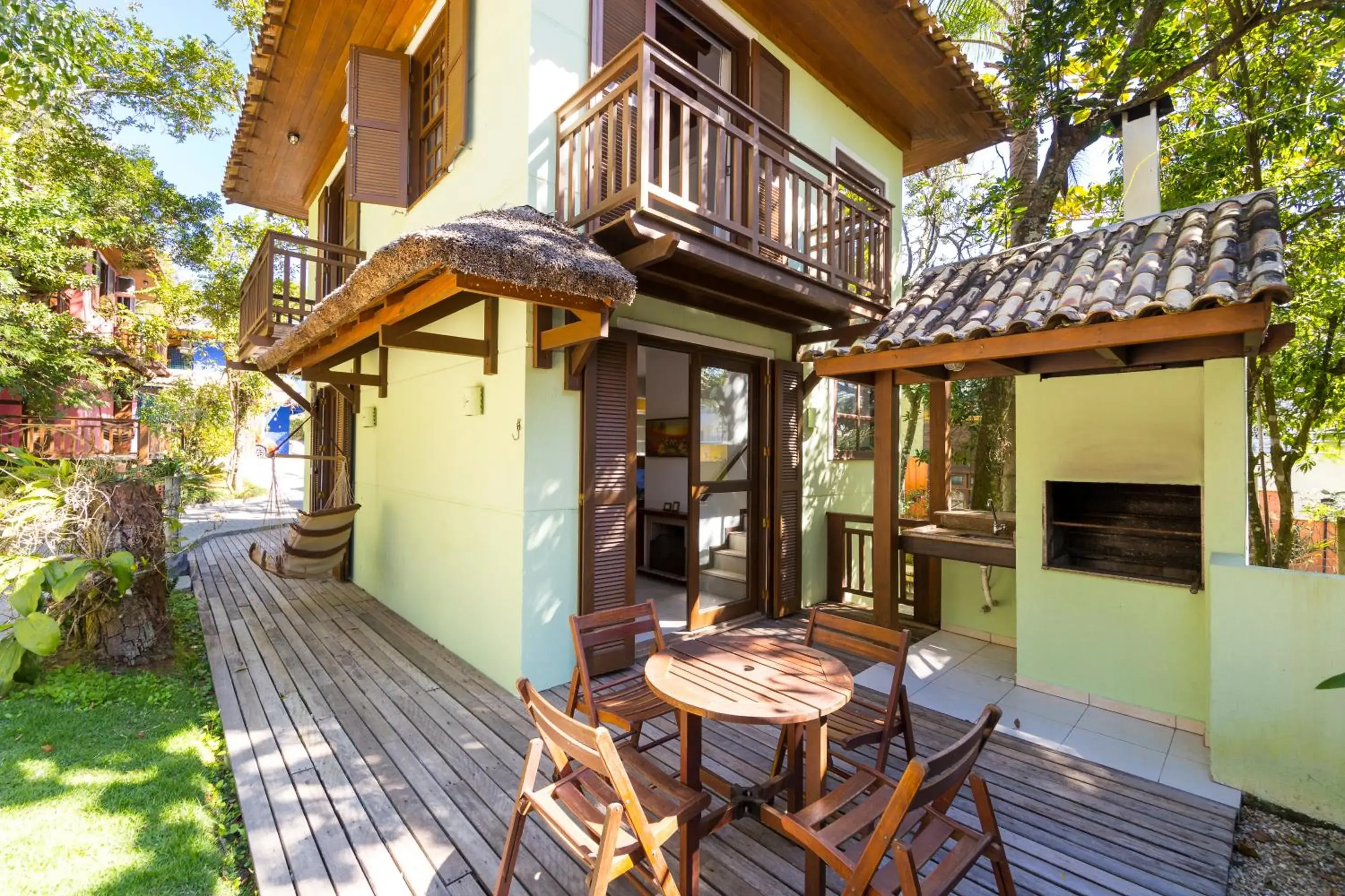 Two-Bedroom Bungalow in Dubai Bungalows Bombinhas Two-Bedroom Bungalow in Dubai Bungalows Bombinhas