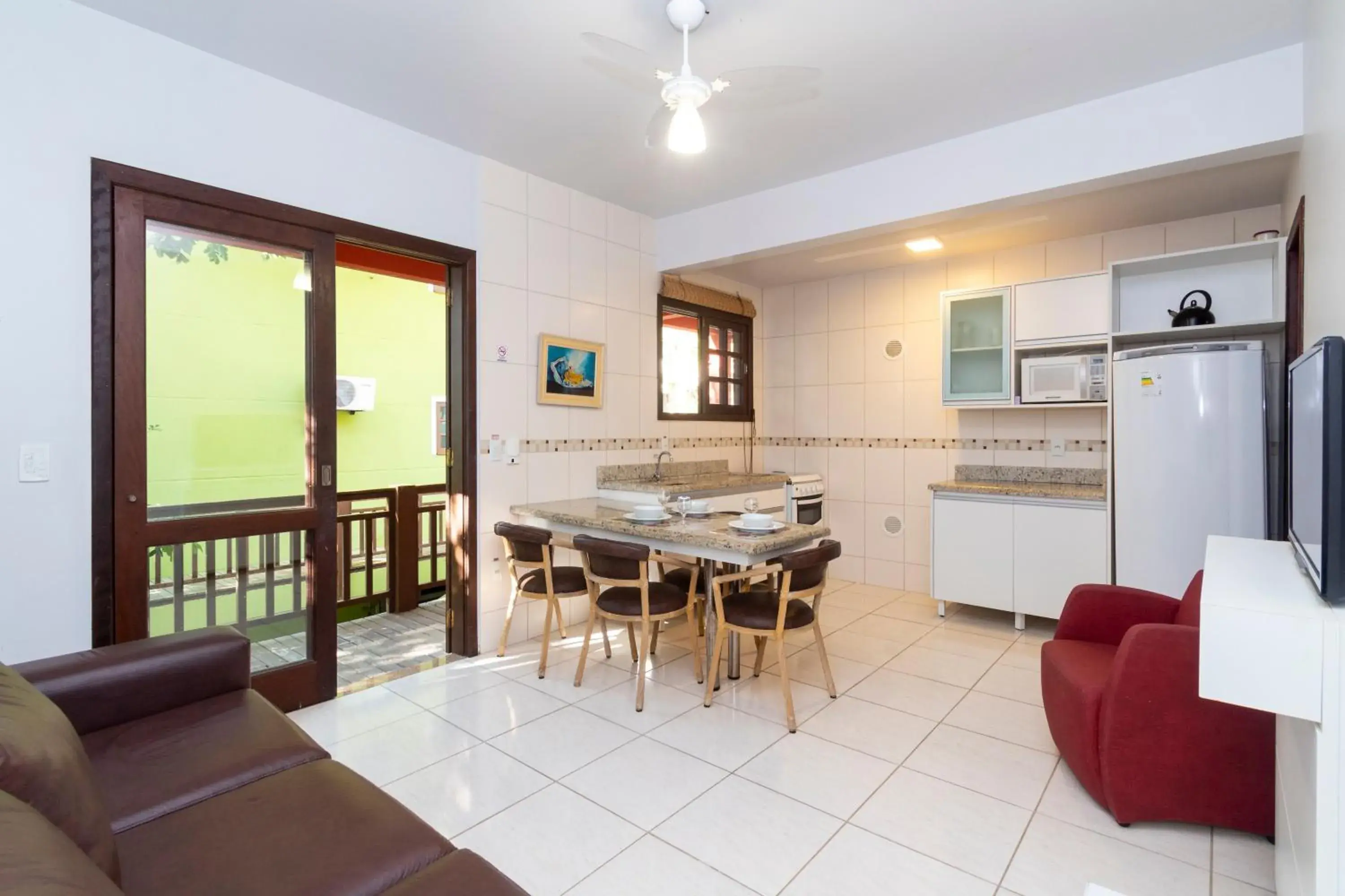 One-Bedroom Bungalow - Disability Access in Dubai Bungalows Bombinhas One-Bedroom Bungalow - Disability Access in Dubai Bungalows Bombinhas