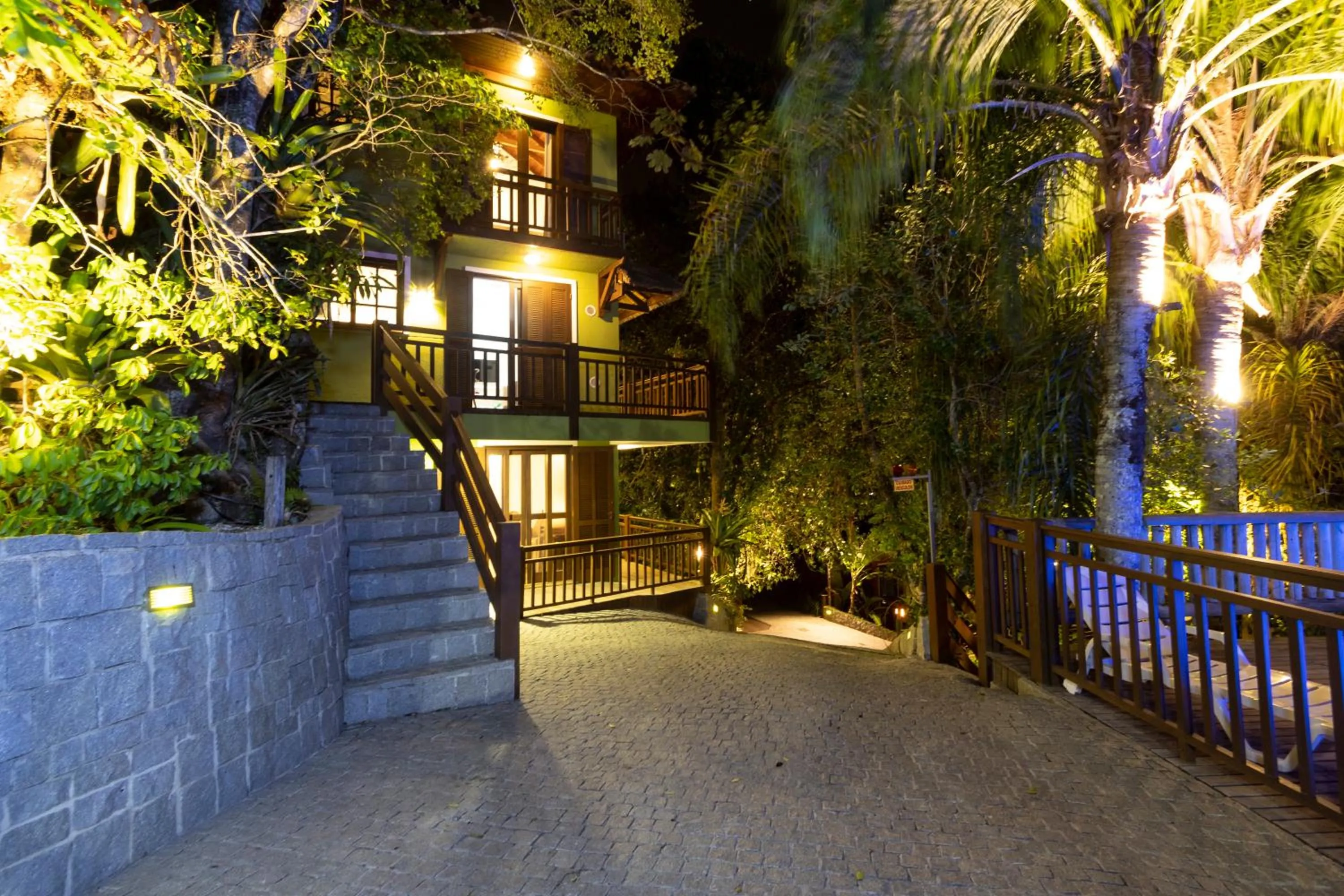 Facade/entrance in Dubai Bungalows Bombinhas