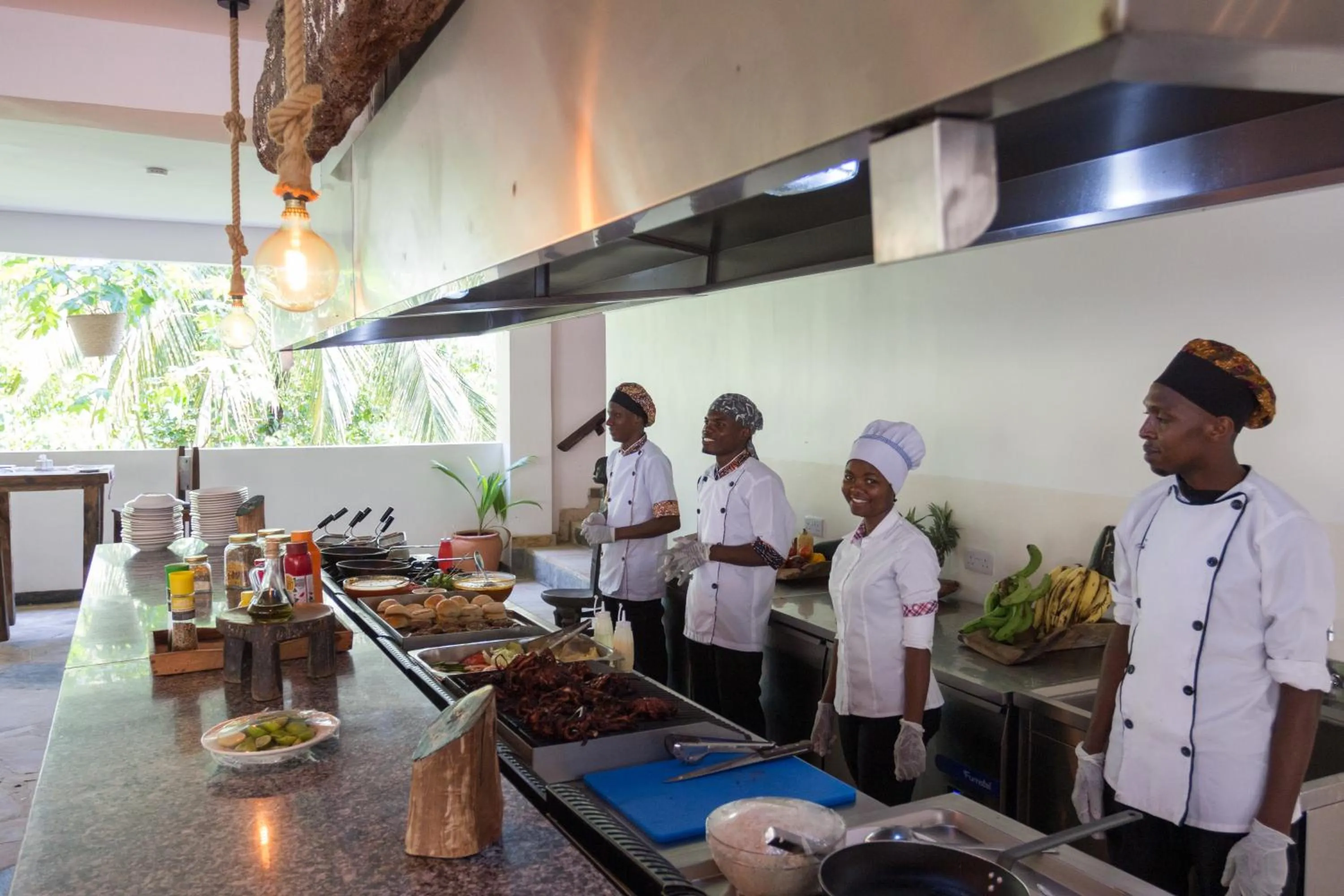 Restaurant/places to eat in Reef & Beach Resort - Spa Jambiani